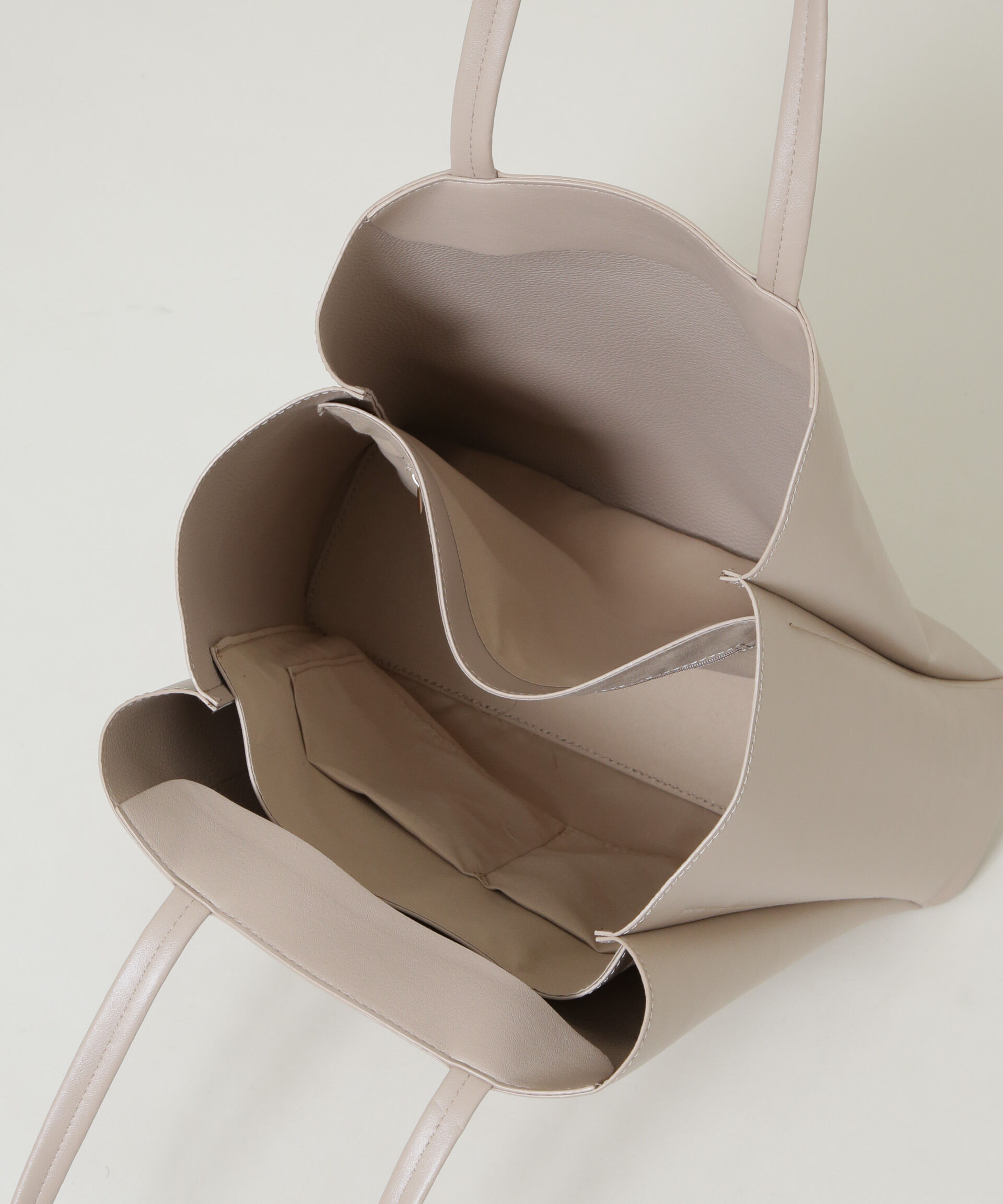 NANO universe「ゴールドパーツバーティカルトートバッグ」|ショルダー・メッセンジャー|