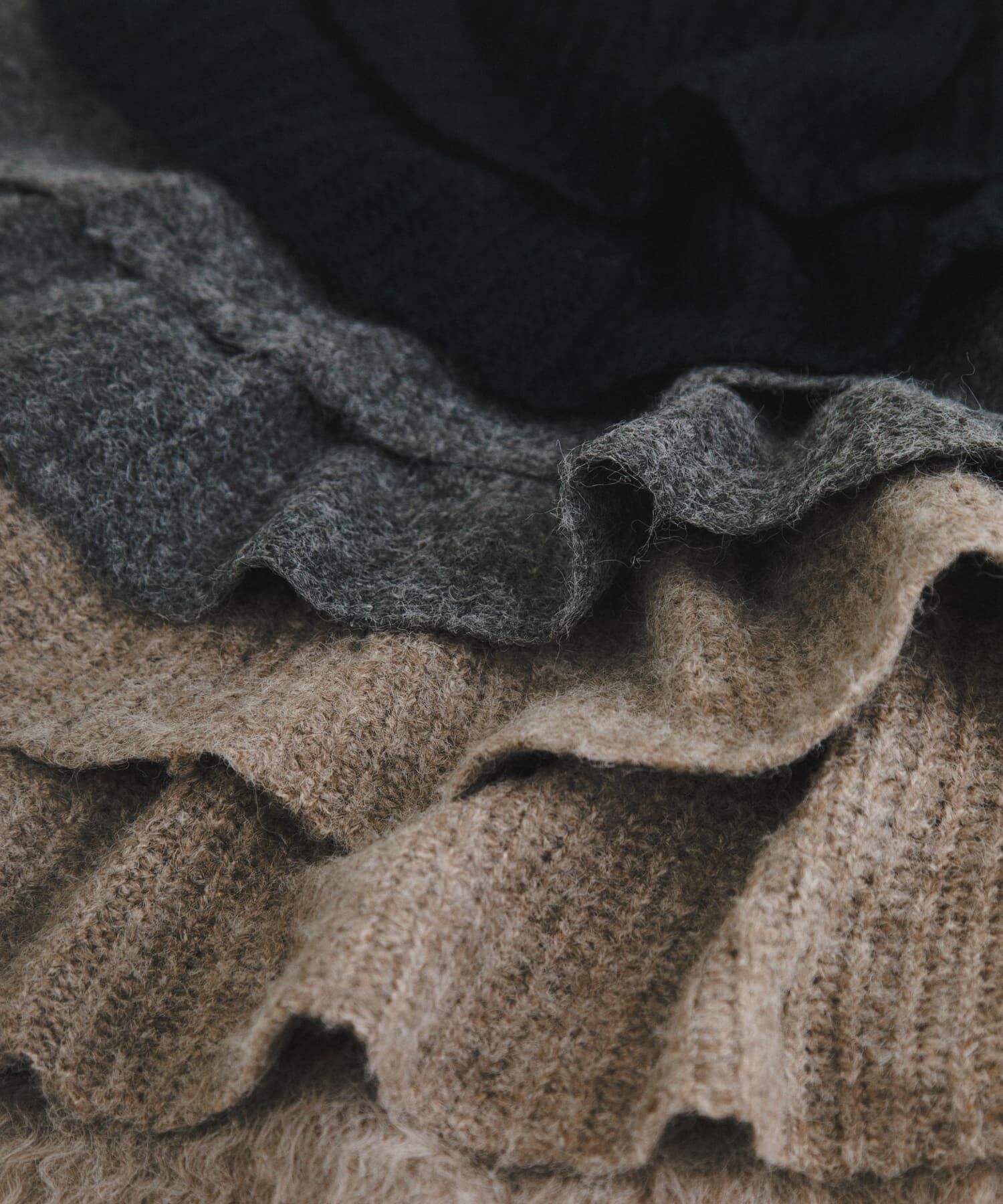 LAATO「frill frill knit cardigan」|ニット・セーター|