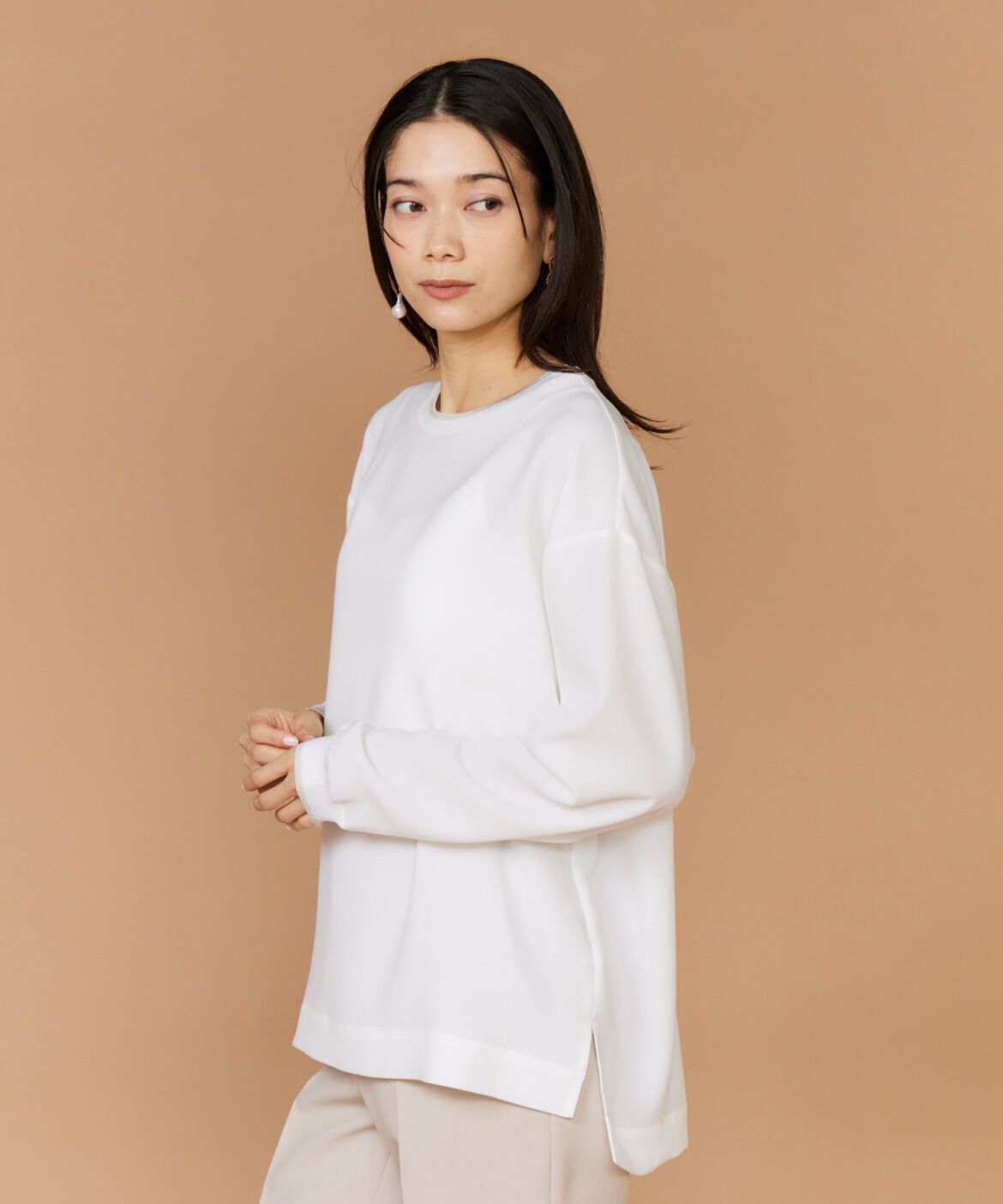 INED「《大きいサイズ》衿リブブラウスTシャツ」|Tシャツ・カットソー|