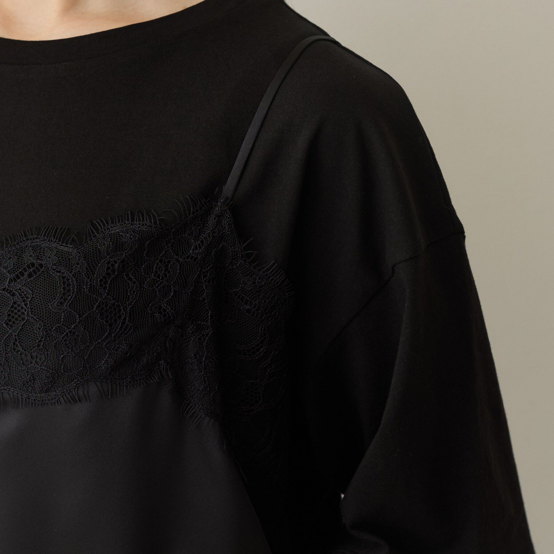 UNTITLED「【1枚でもセットでも】レースキャミ付きプルオーバー」|Tシャツ・カットソー|