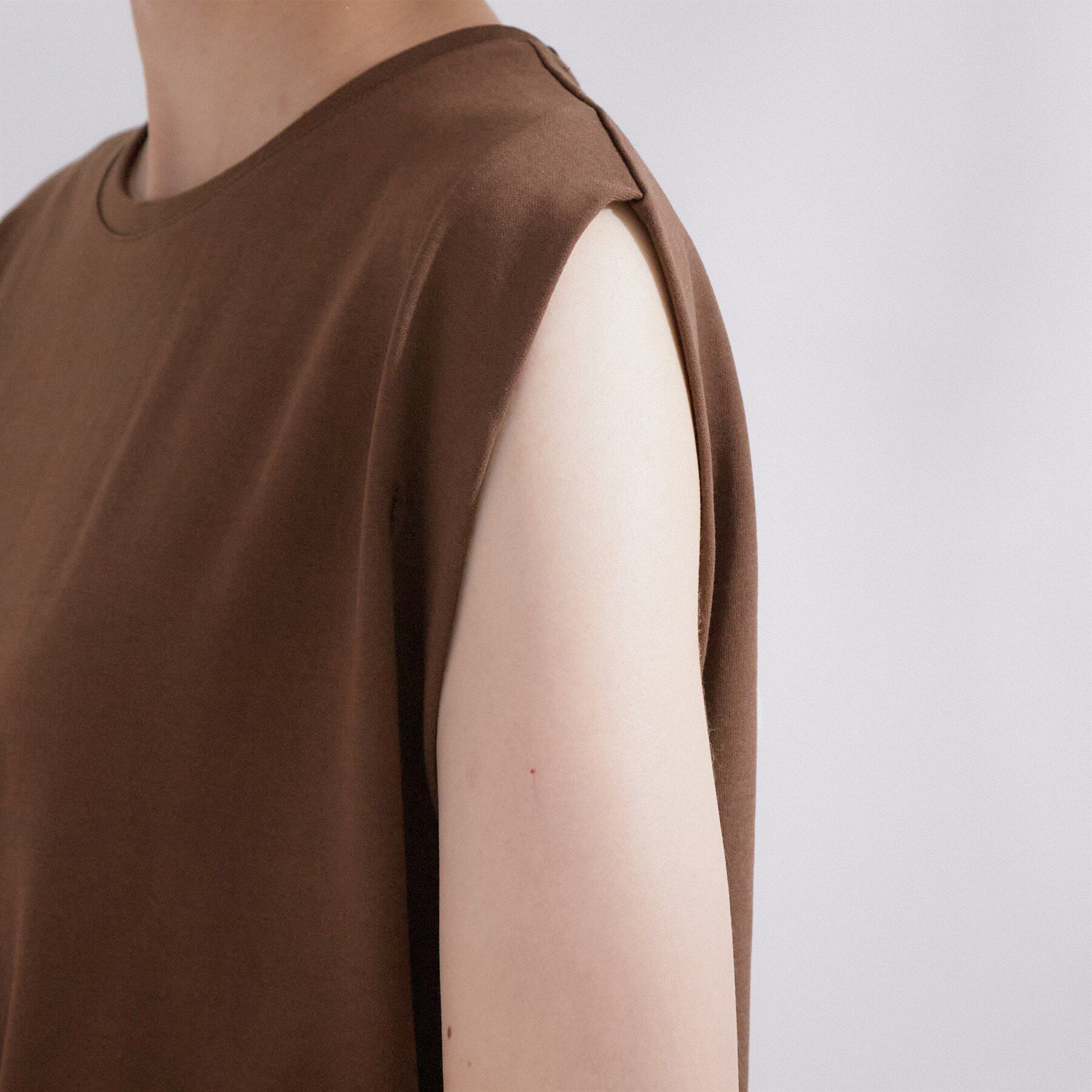 OPAQUE.CLIP「【UV／接触冷感】スーパーアイス ノースリーブカットソー《洗濯機OK》」|Tシャツ・カットソー|