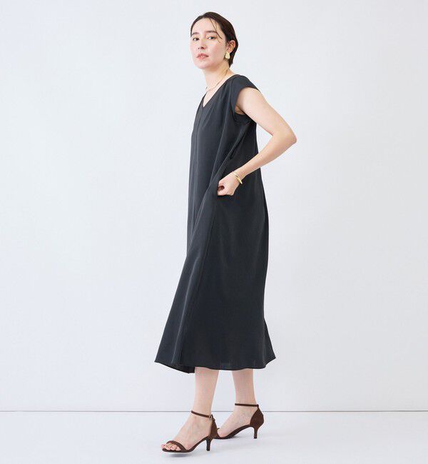 NOLLEY'S「《UVカット》ウォッシャブルVネックギャザーワンピース」|ワンピース|