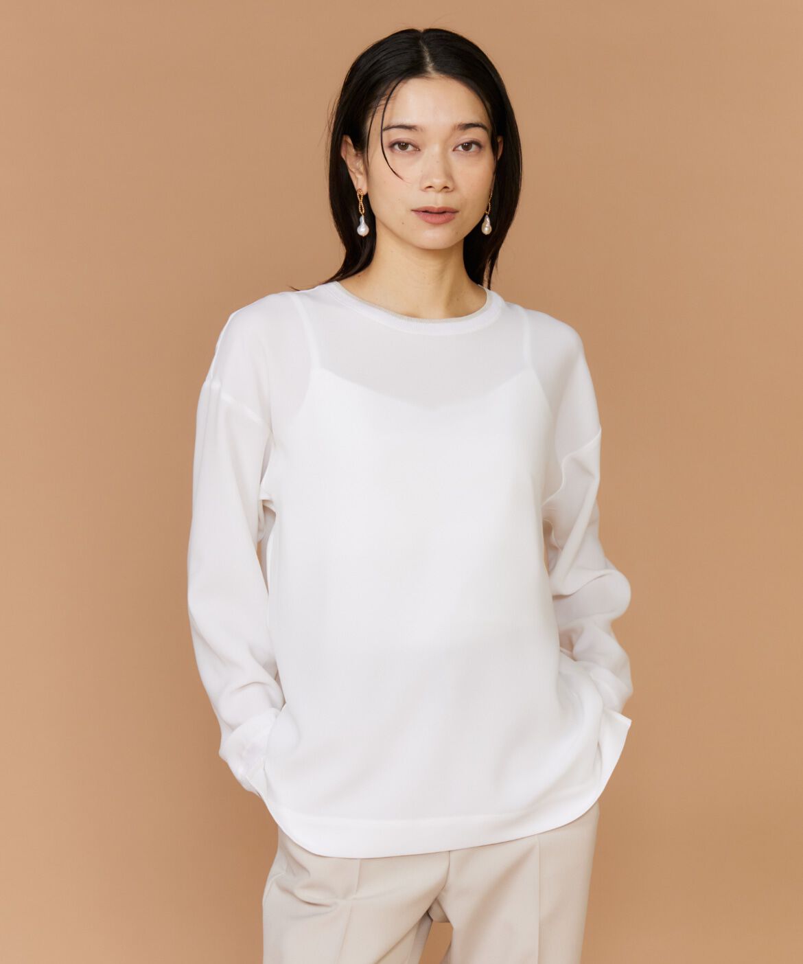 INED「《大きいサイズ》衿リブブラウスTシャツ」|Tシャツ・カットソー|オフホワイト1