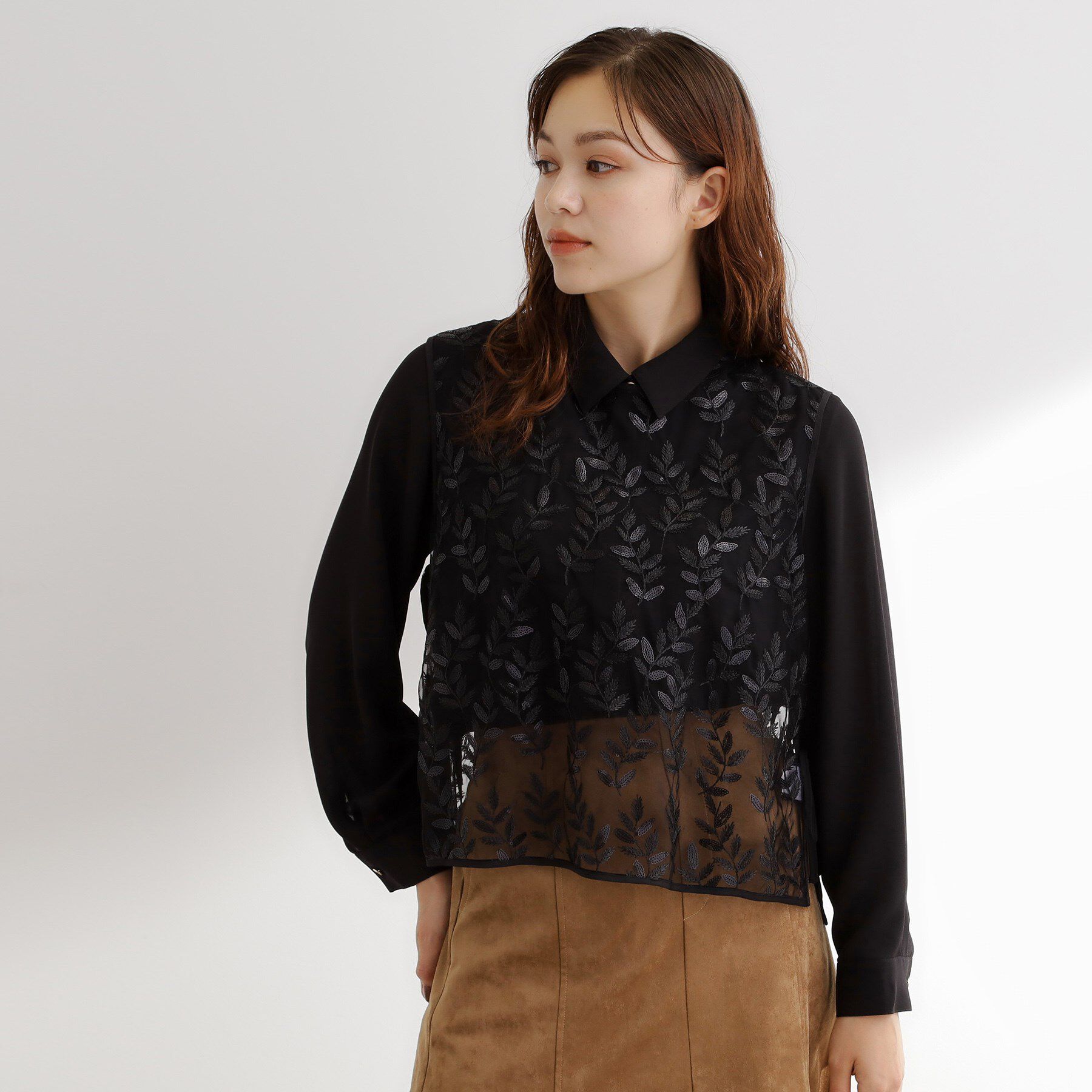 grove「リーフ刺繍スパンコールベスト＆ブラウスセット」|シャツ・ブラウス|ブラック(019)