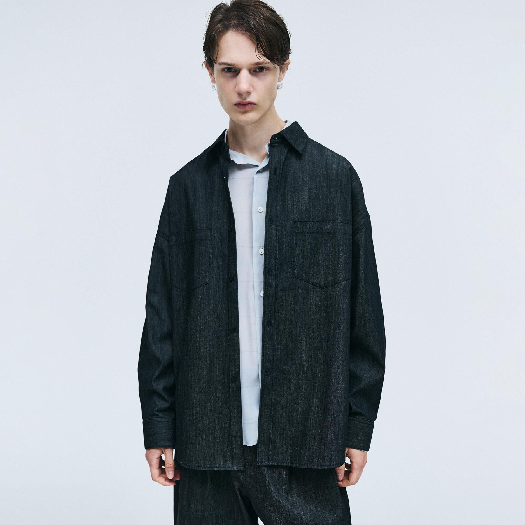 tk.TAKEO KIKUCHI「【色褪せしにくいデニム】Comfy Fadeless Denim Seriesデニムシャツ」|シャツ・ブラウス|ブラック(019)