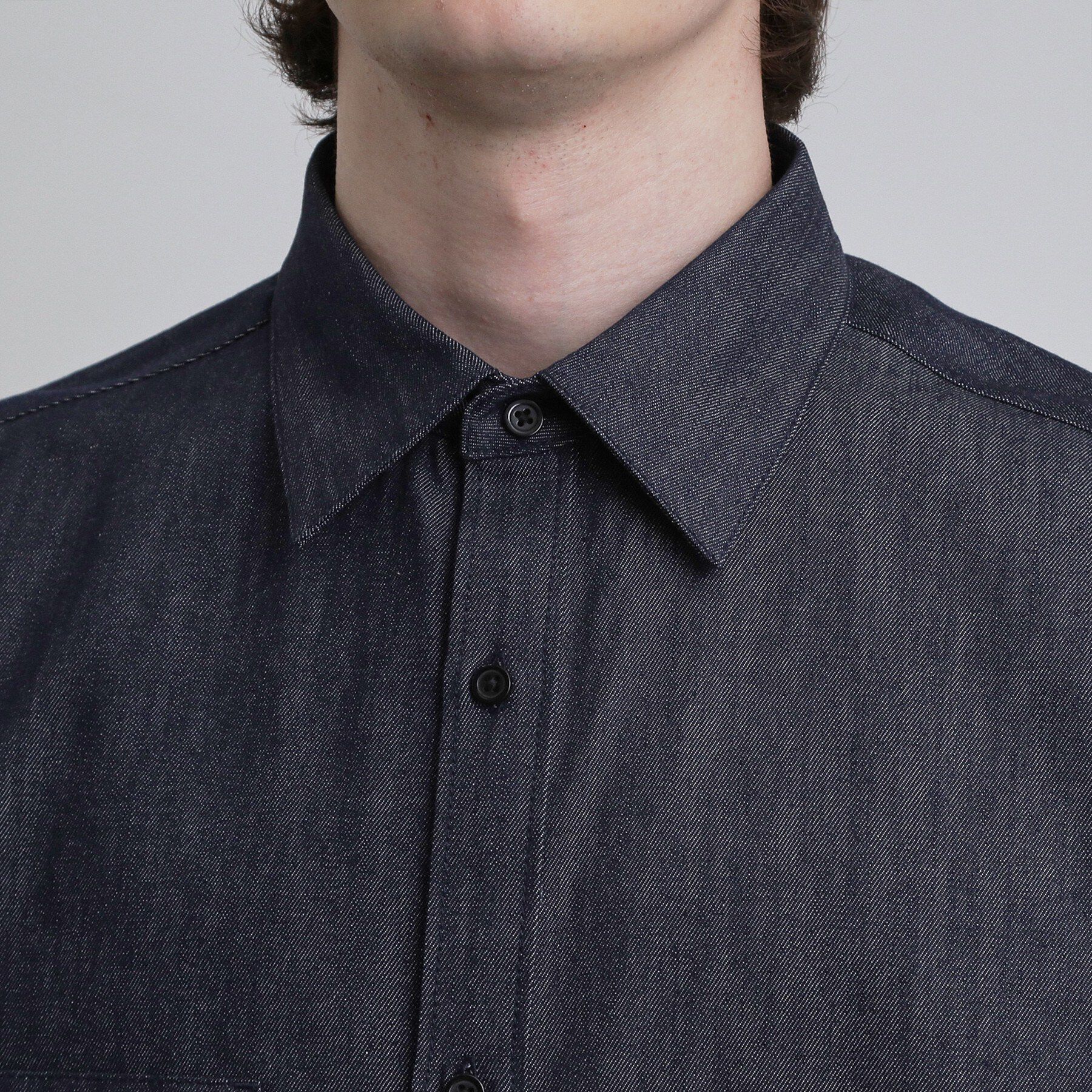 tk.TAKEO KIKUCHI「【色褪せしにくいデニム】Comfy Fadeless Denim Seriesデニムシャツ」|シャツ・ブラウス|