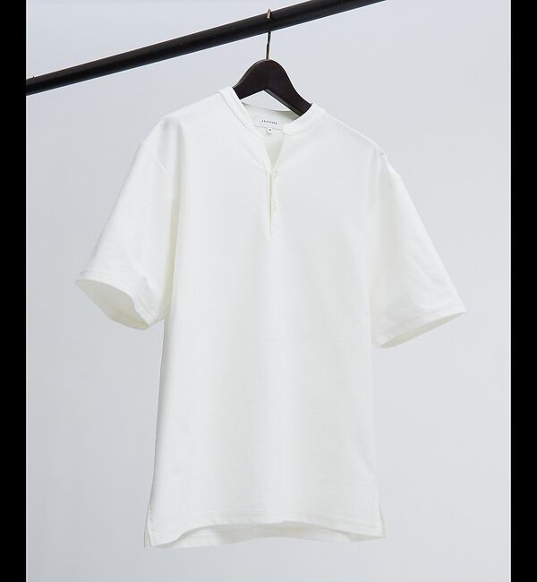 ABAHOUSE「【接触冷感】Vネック スキッパーTシャツ/ヘンリーネック/COVEROSS(R)」|Tシャツ・カットソー|