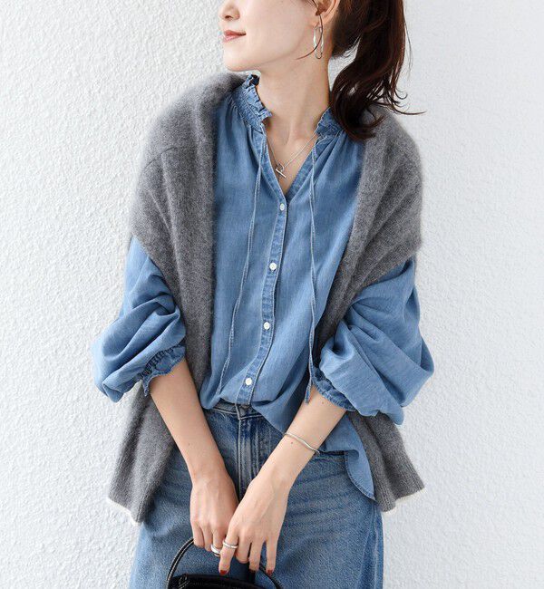 SHIPS for women「《予約》〈洗濯機可能〉ライトオンス デニム フリル スキッパー ブラウス」|シャツ・ブラウス|