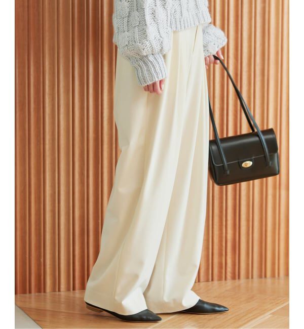 SLOBE IENA「《WEBのみ4サイズ展開/WEB限定カラー/吸湿発熱/予約》CIRCULATE WARM タックパンツ」|スラックス|