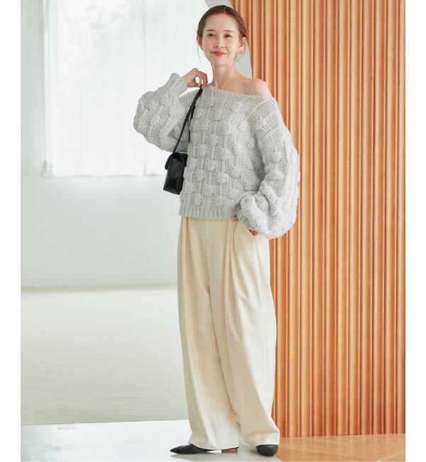 SLOBE IENA「《WEBのみ4サイズ展開/WEB限定カラー/吸湿発熱/予約》CIRCULATE WARM タックパンツ」|スラックス|
