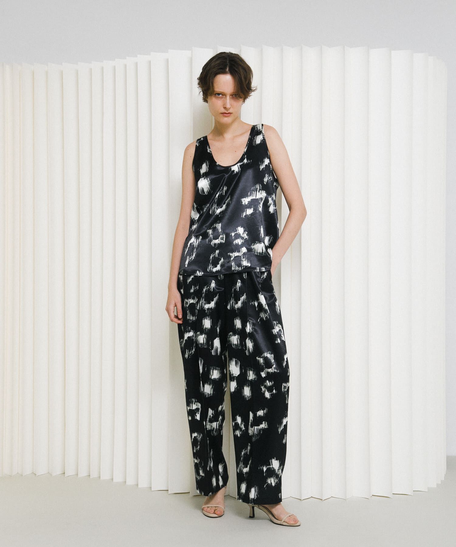LAATO「black flower pants」|その他|