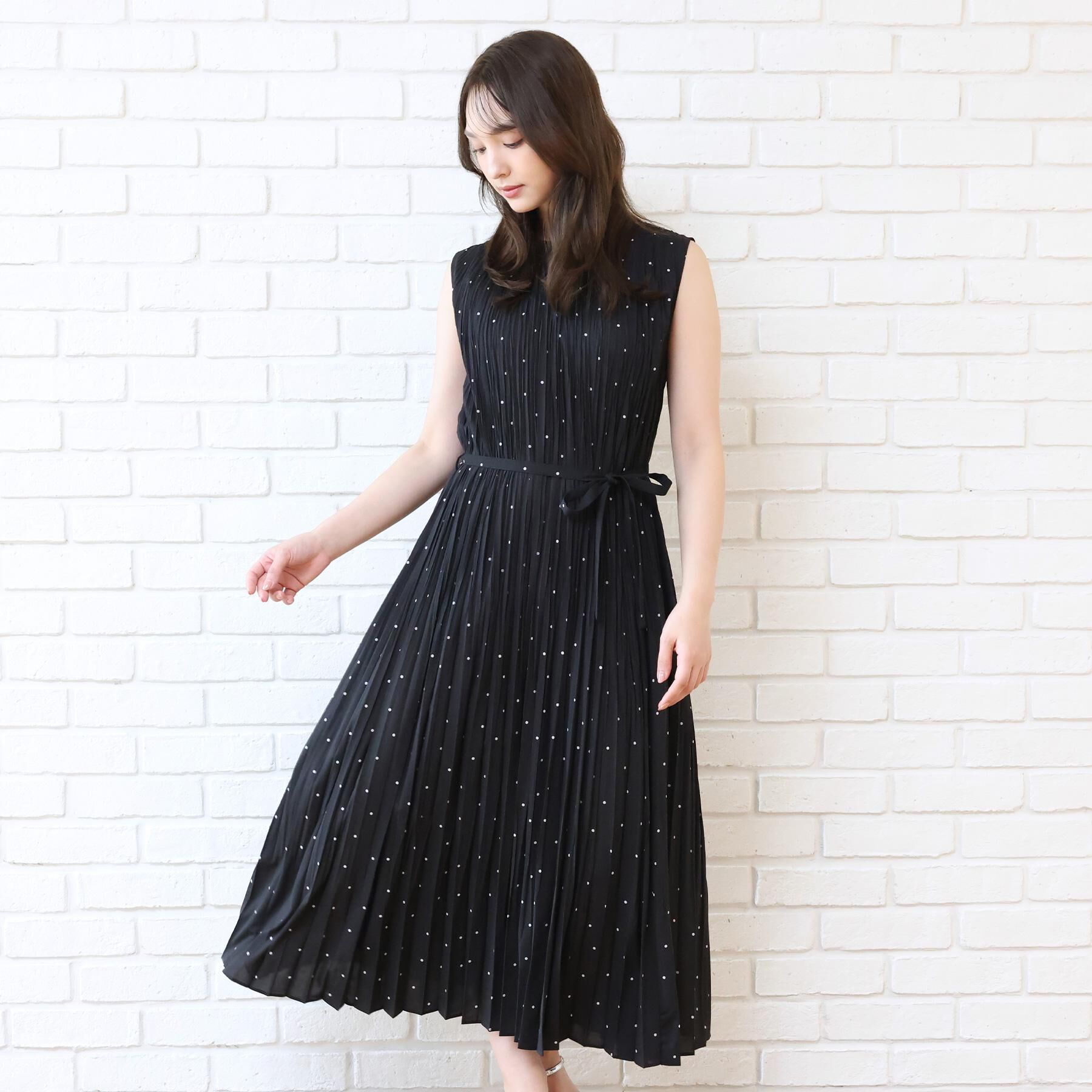 DRESSTERIOR「【ウォッシャブル/2WAYシルエット】ノースリーブプリーツワンピース」|ワンピース|