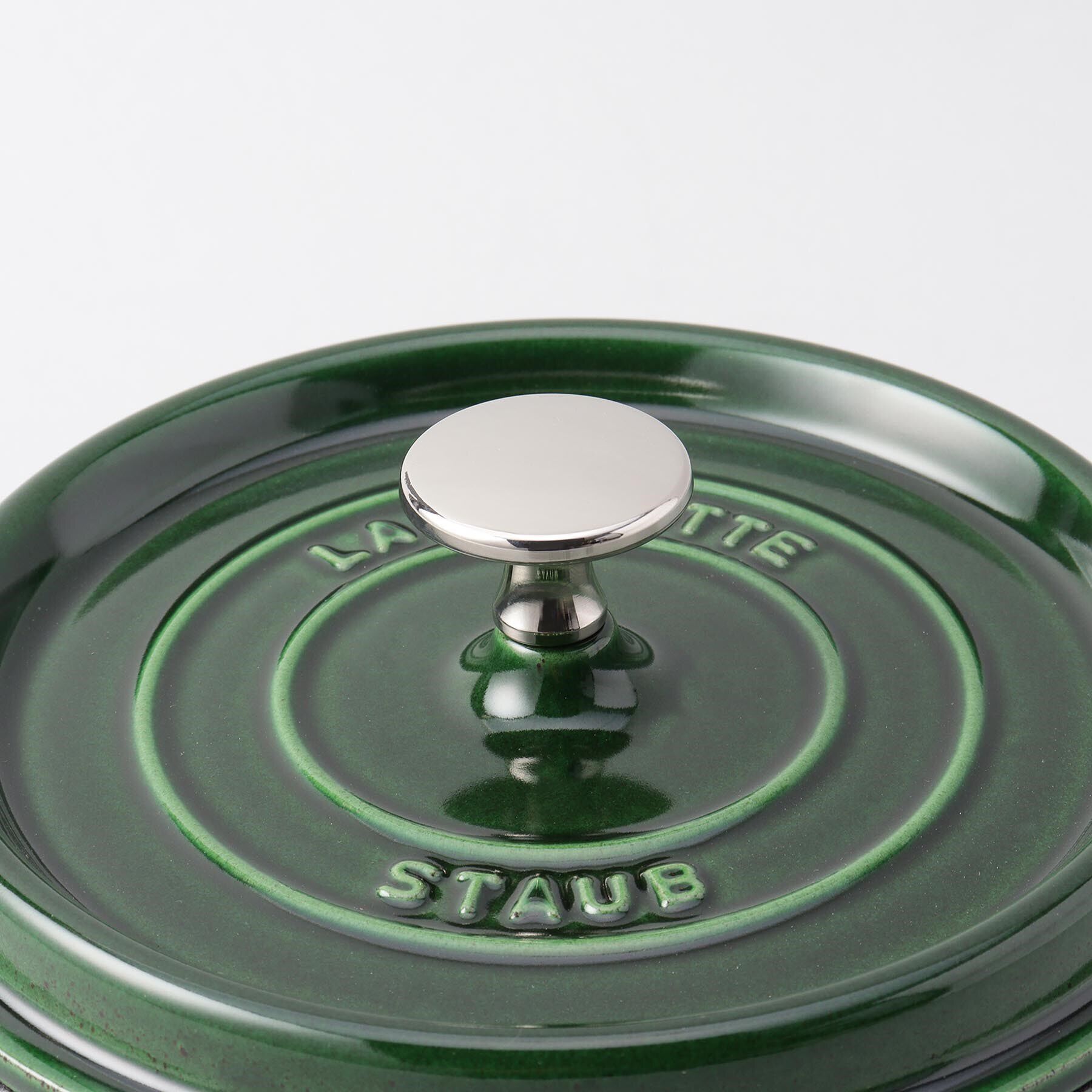 212 KITCHEN STORE「ピコ・ココット ラウンド 18cm バジルグリーン ＜Staub ストウブ ＞」|食器・キッチングッズ|
