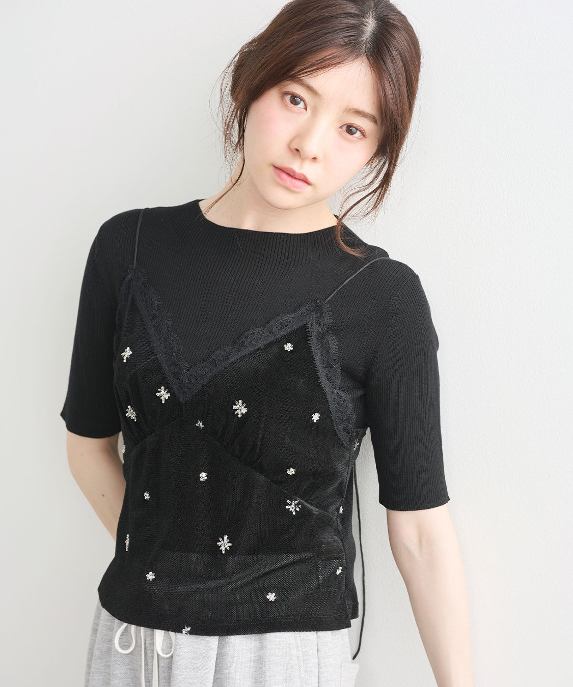 COCO DEAL「ビーズ刺繍シアーベロアキャミソール」|キャミソール|ブラック