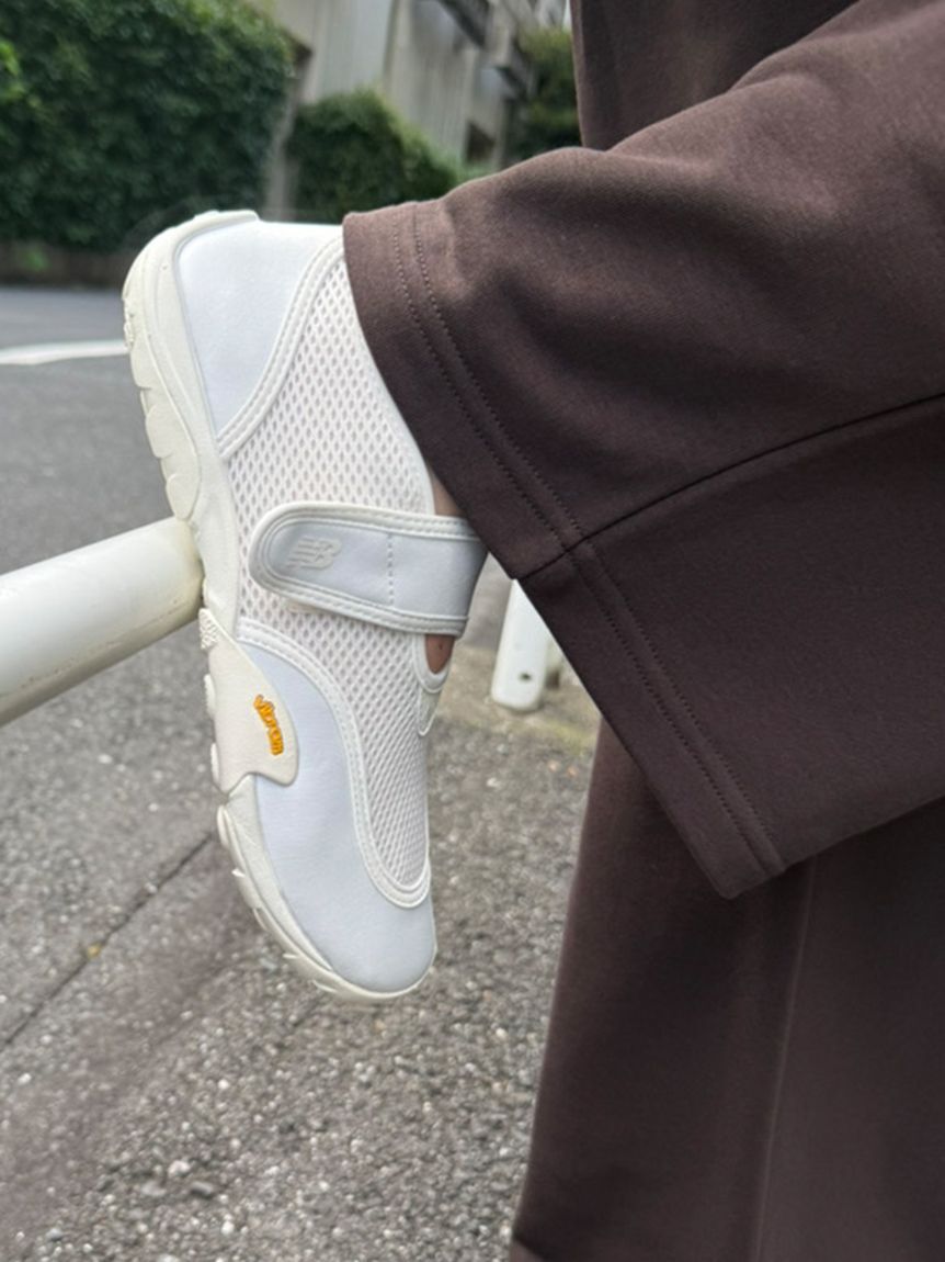 NEW BALANCE 「【New Balance for emmi】MT2」|スニーカー|WHT