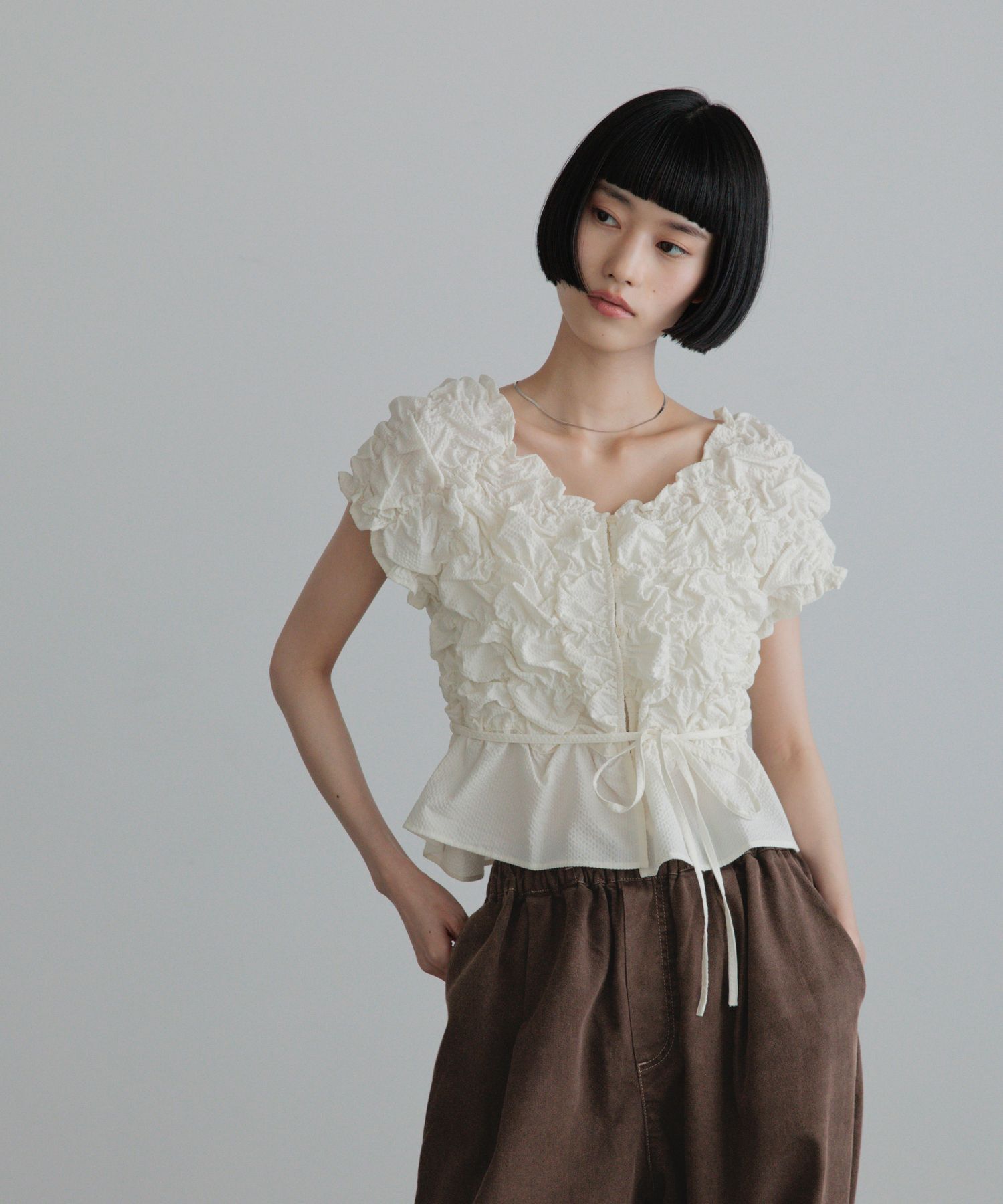 LOWRYS FARM「シャーリングブラウスフレンチスリーブ」|シャツ・ブラウス|OFF