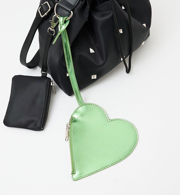 NOMINE「【cheek】heart pouch studs スタッズ ハートチャーム 巾着」|ショルダー・メッセンジャー|