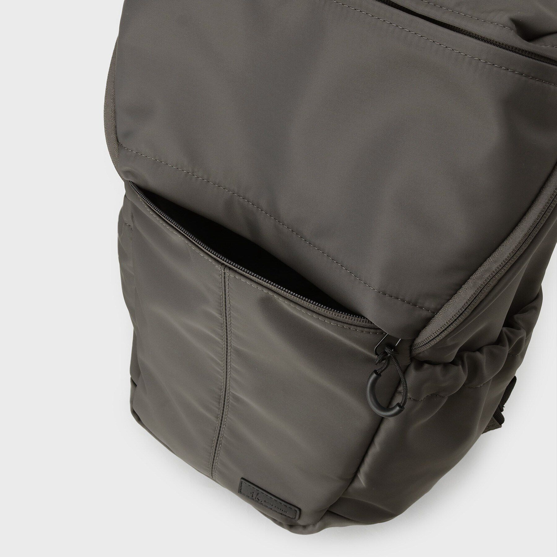tk.TAKEO KIKUCHI「【撥水】軽量バックパック」|リュック|