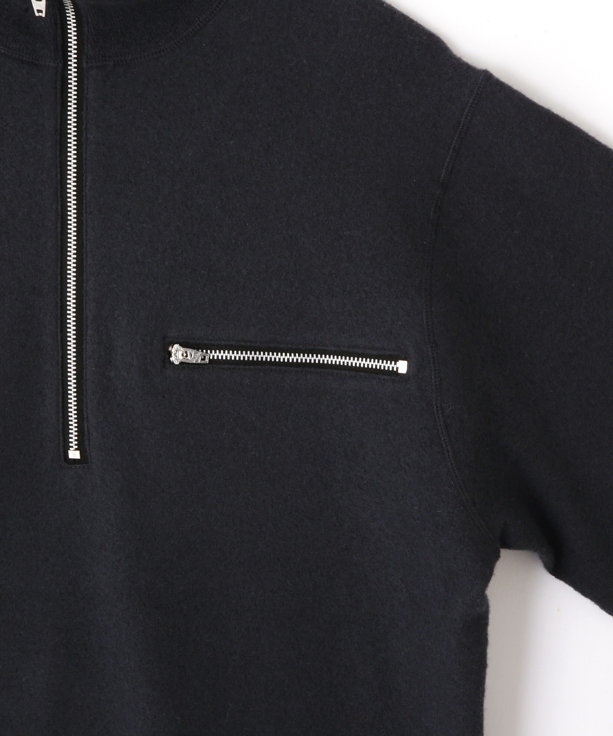 YLEVE 「YLEVE / ULTRAFINE MERINO MILLED WOOL KNIT HALF ZIP PULL OVER」|ニット・セーター|