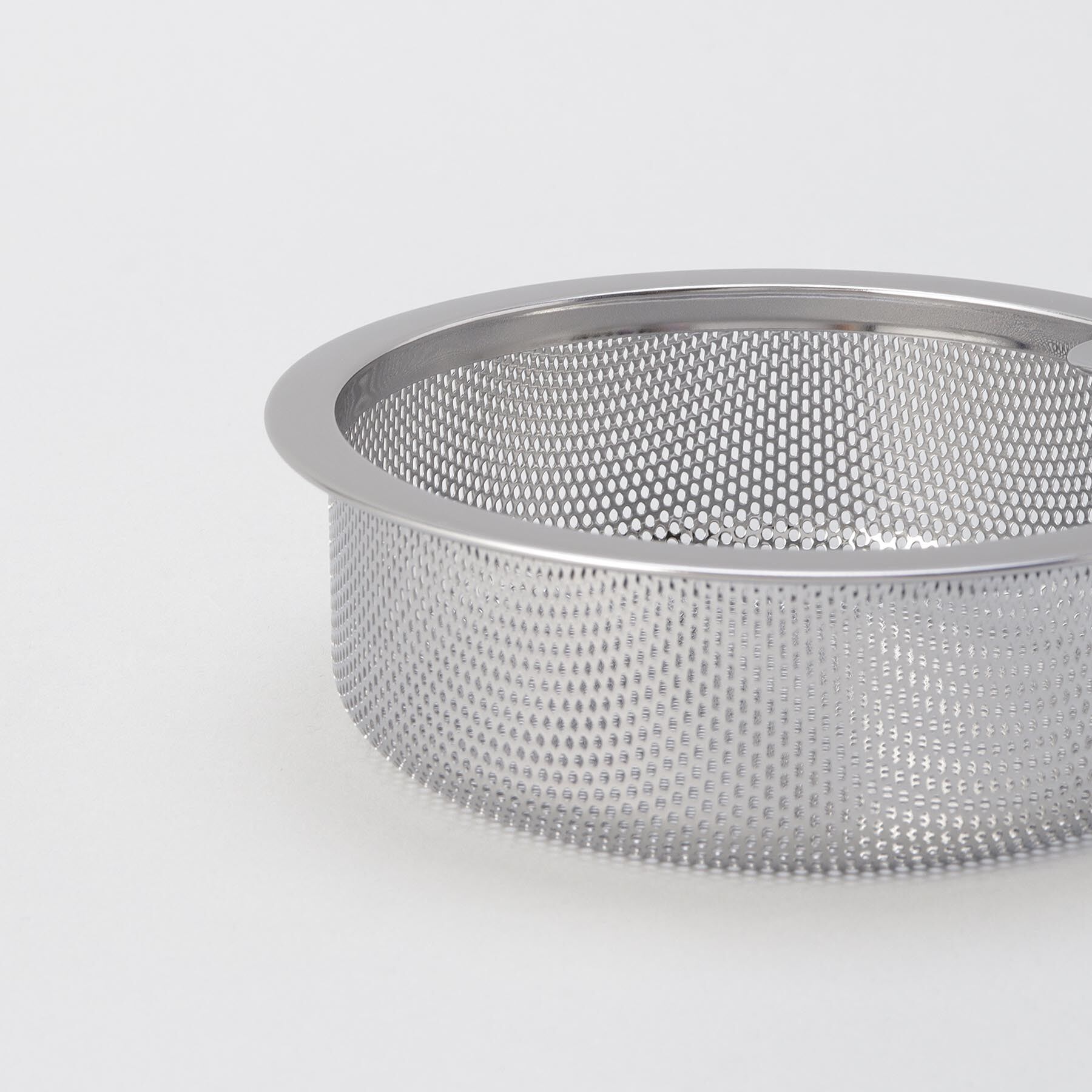 212 KITCHEN STORE「KEEP FINE PLUS 超抗菌排水口ごみカゴ KAGO135」|その他|