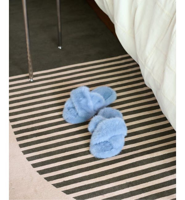 journal standard Furniture「《予約》SLIPPER FUR　フェイクファー スリッパ」|ルームシューズ|ブルー