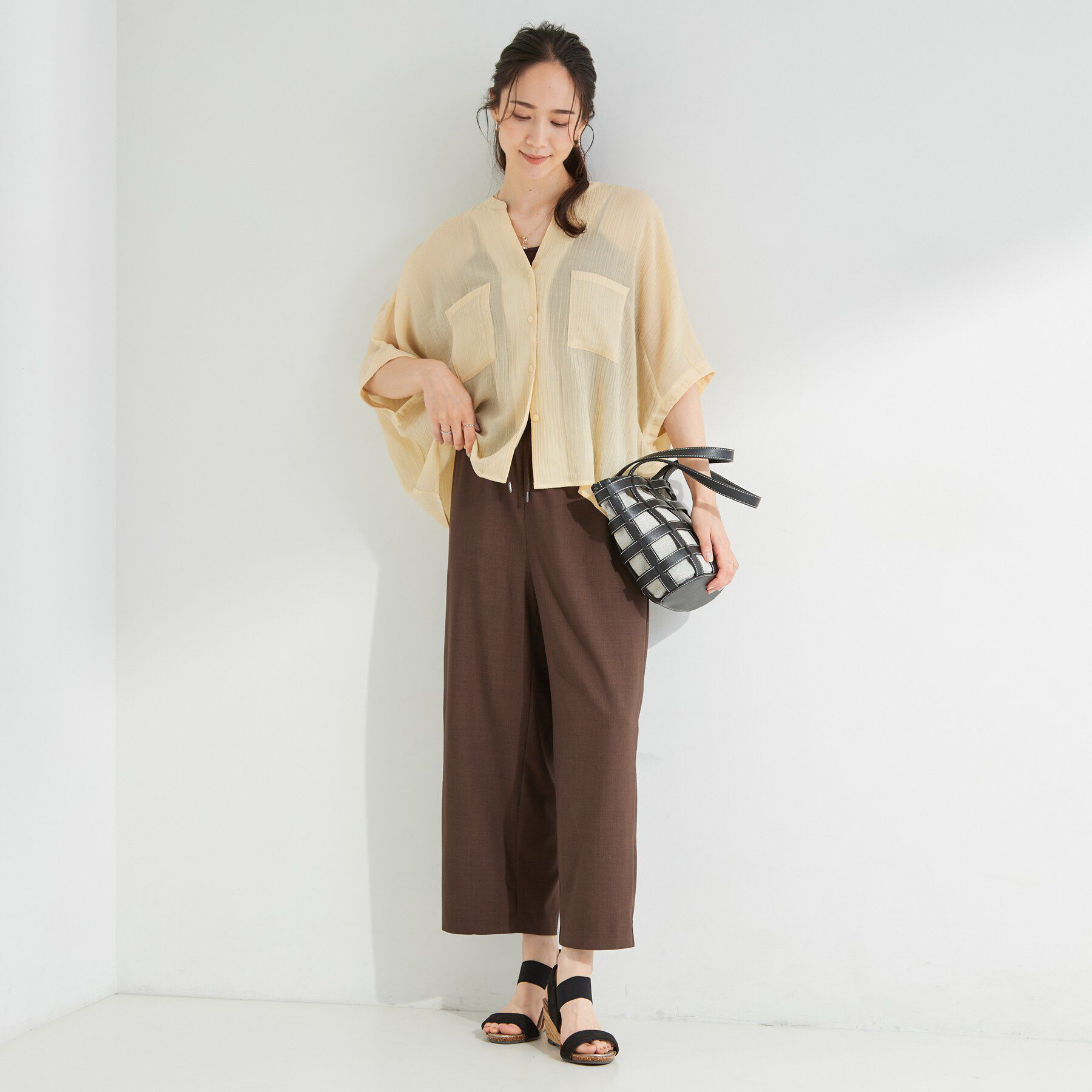 SHOO･LA･RUE「【洗濯機可/選べる6色】程よいシアー感が涼し気 ゆったりワッシャードルマンブラウス」|シャツ・ブラウス|