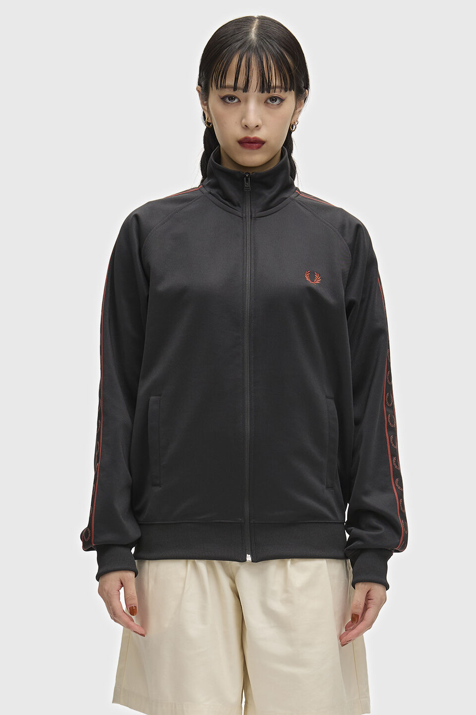 FRED PERRY 「FRED PERRY／Contrast Tape Track Jacket／フレッドペリー コントラストテープトラックジャケット」|ブルゾン・スタジャン|