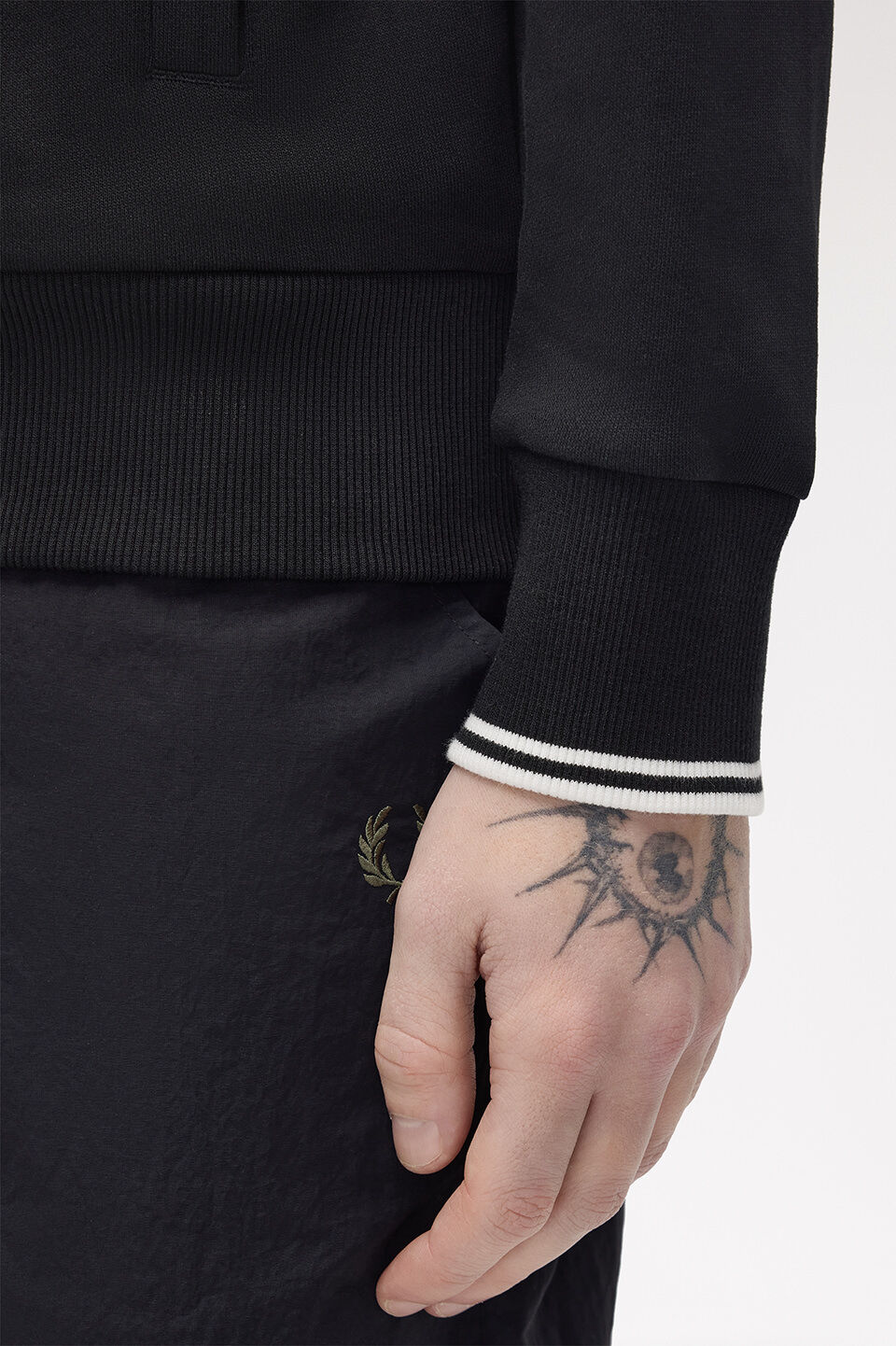 FRED PERRY 「FRED PERRY／Zip Through Sweatshirt／ジップスルースウェット」|スウェット・ジャージ|