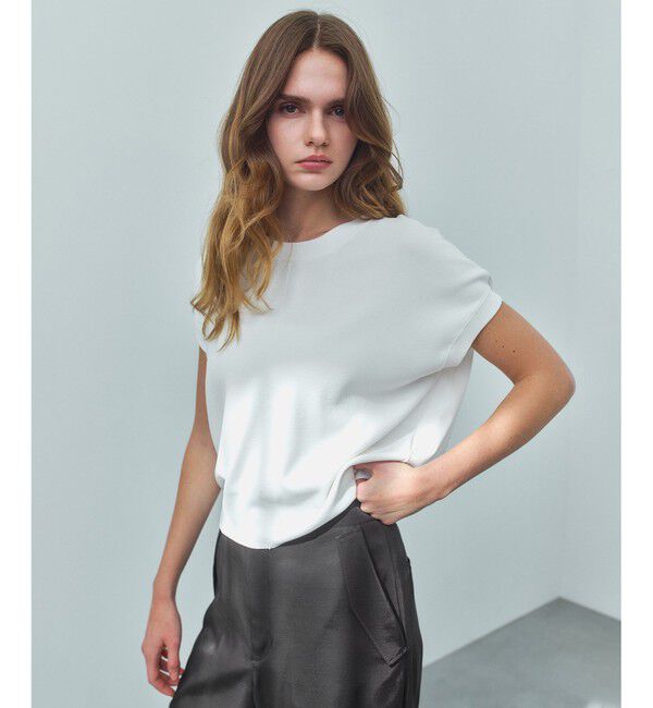 BEIGE,「【ロングセラー】LAURA / ストレッチ ドロップショルダーニット」|ニット・セーター|