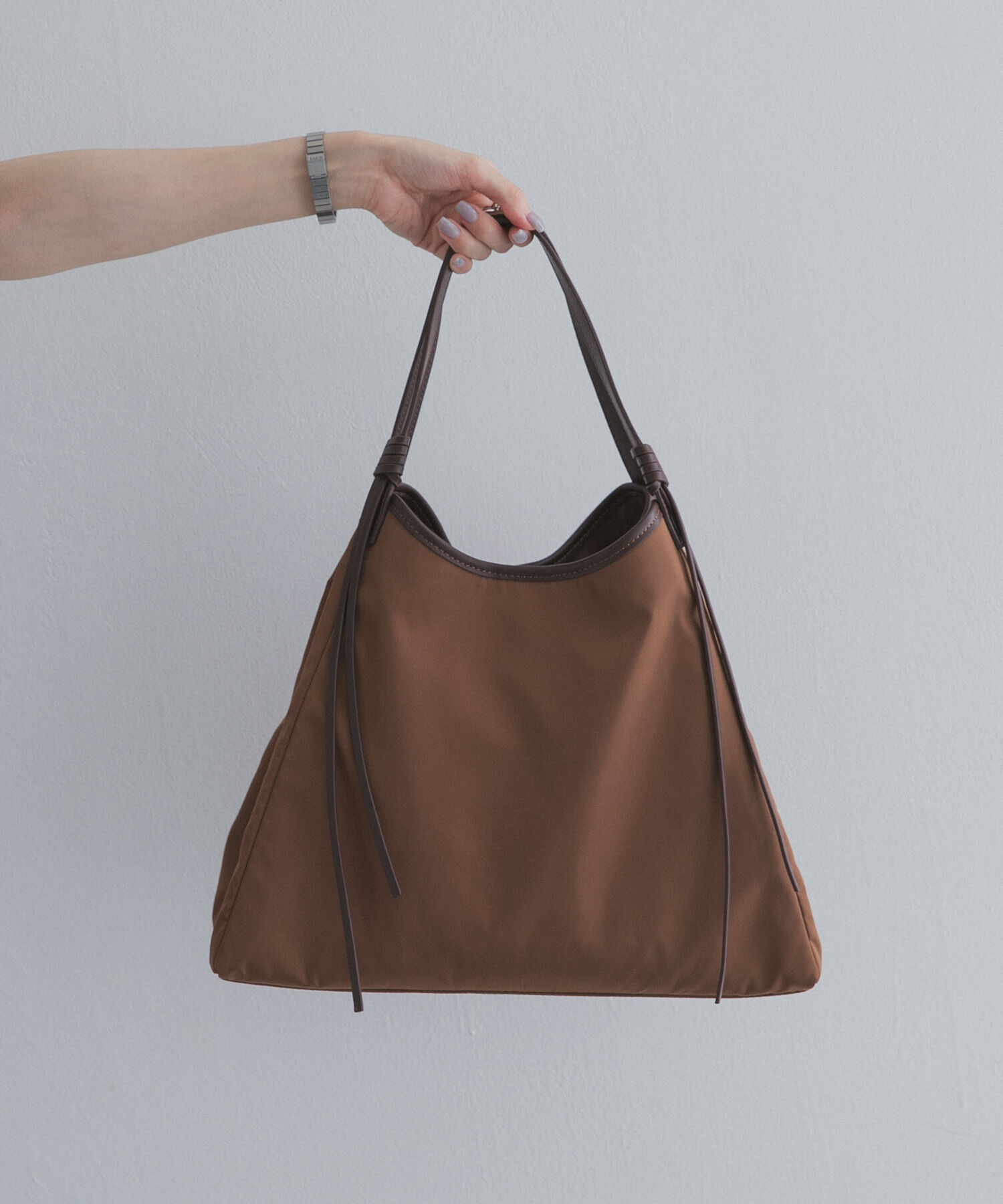 URBAN RESEARCH DOORS「A4撥水ナイロントート」|トートバッグ|