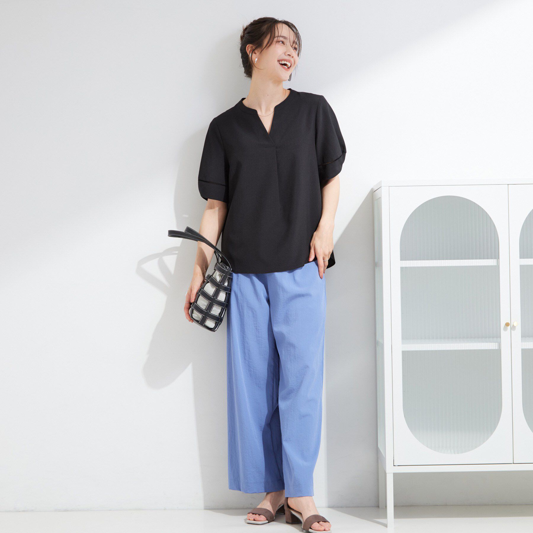 SHOO･LA･RUE「【洗濯後しわになりにくい/インせずきまる】お袖のハシゴレースで涼やかに 麻調スキッパーブラウス」|シャツ・ブラウス|