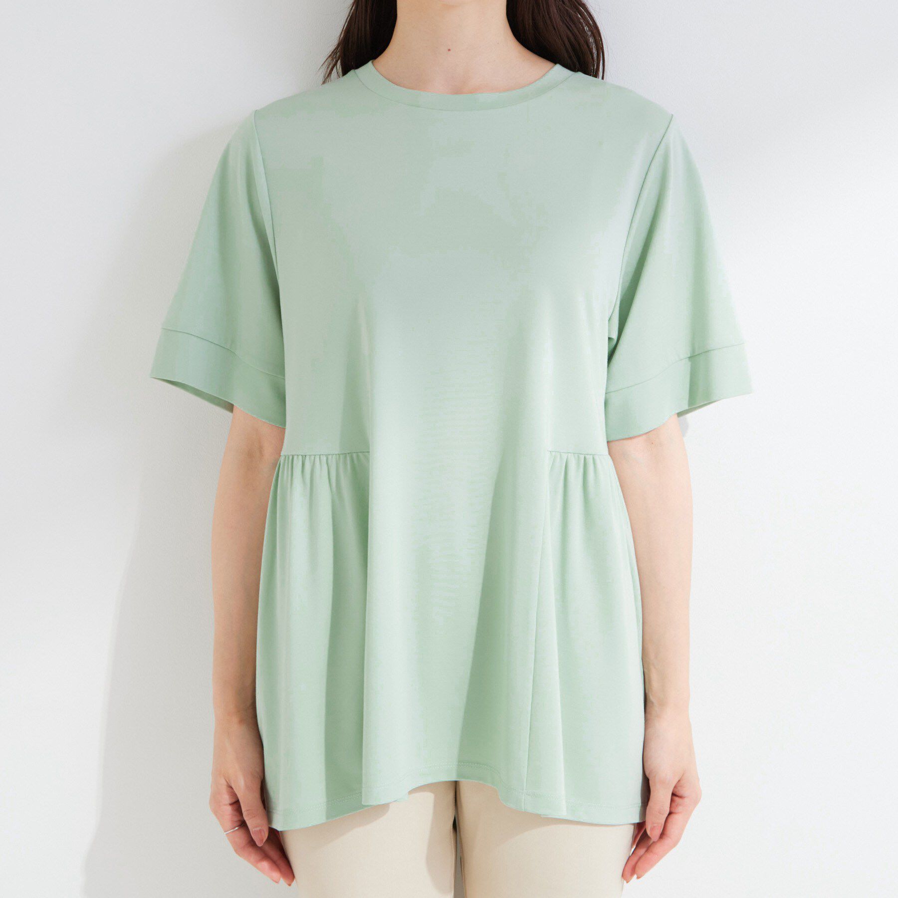 SHOO･LA･RUE「【ひんやり/UV/体型カバー】インせず着られる サイドギャザー切替トップス」|Tシャツ・カットソー|