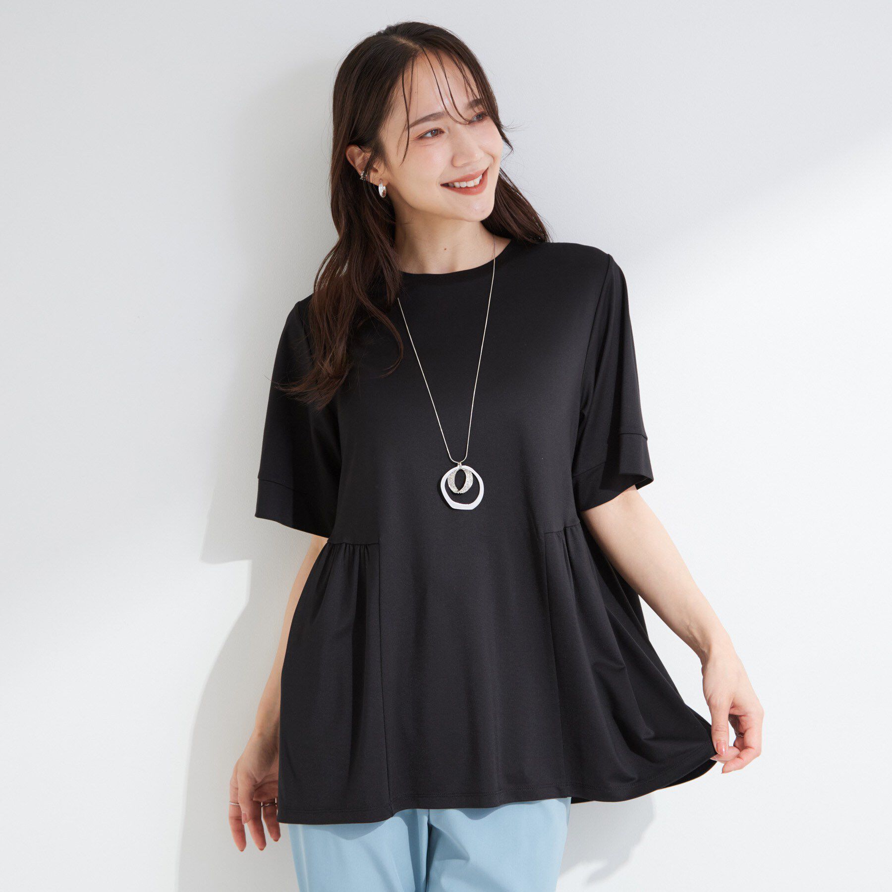 SHOO･LA･RUE「【ひんやり/UV/体型カバー】インせず着られる サイドギャザー切替トップス」|Tシャツ・カットソー|