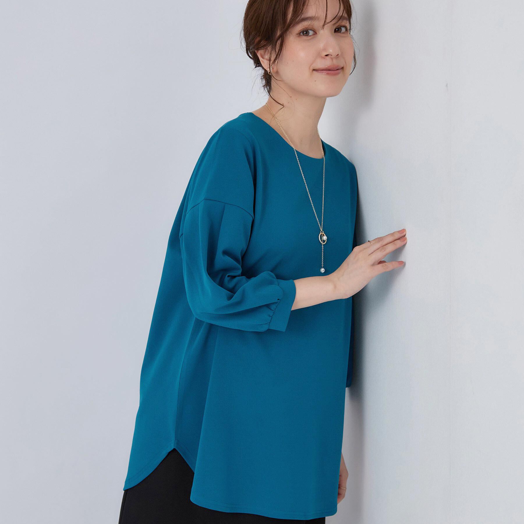 SHOO･LA･RUE「【着丈選べる/2点セット】ネックレス付き やわらか8分袖ブラウス」|Tシャツ・カットソー|ブルーグリーンロング