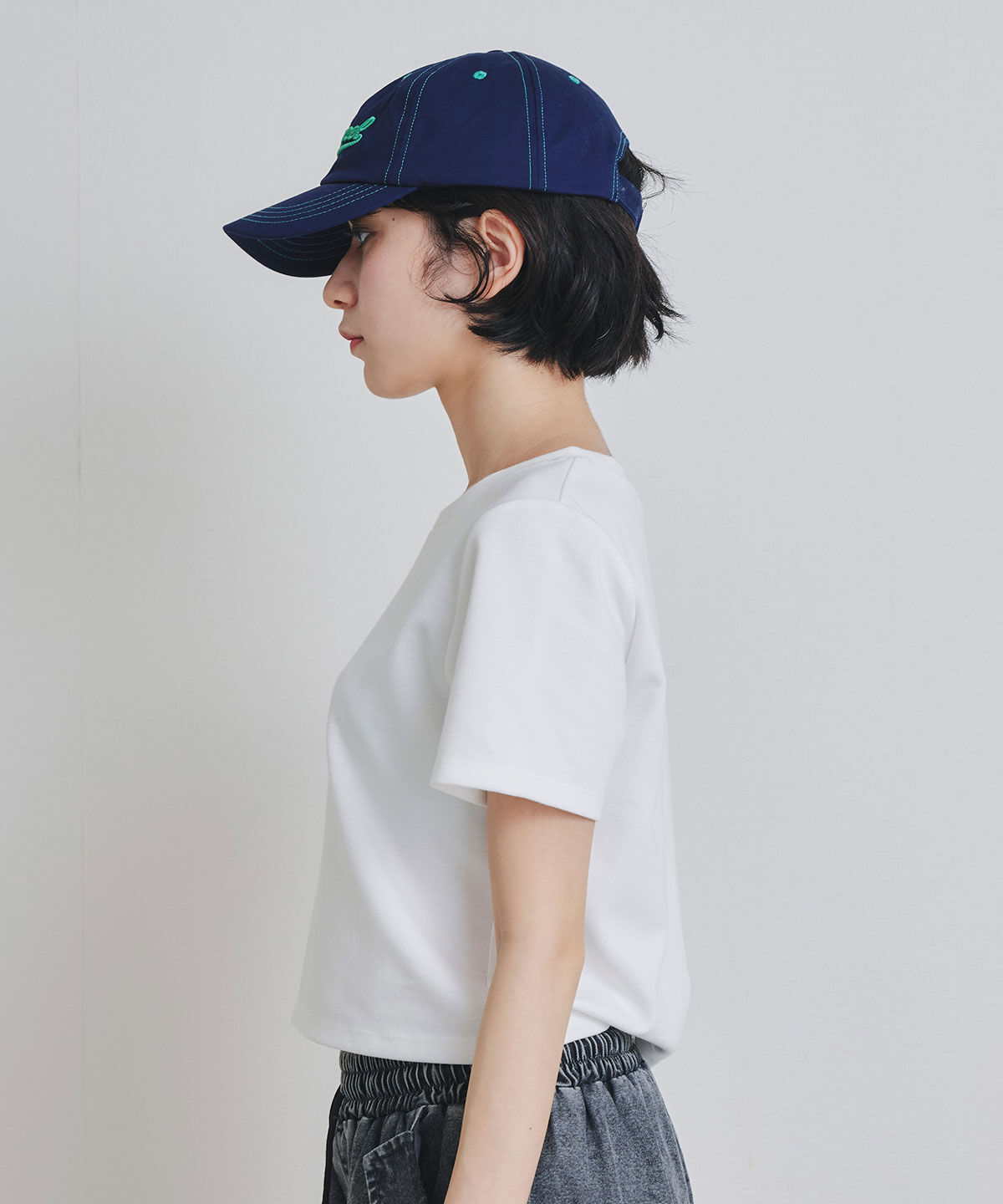 REDYAZEL「Azely コンパクトTシャツ」|Tシャツ・カットソー|