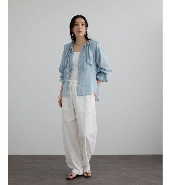 SALON adam et rope'「【WEB限定】ライトデニムフリルカラーシャツ」|シャツ・ブラウス|