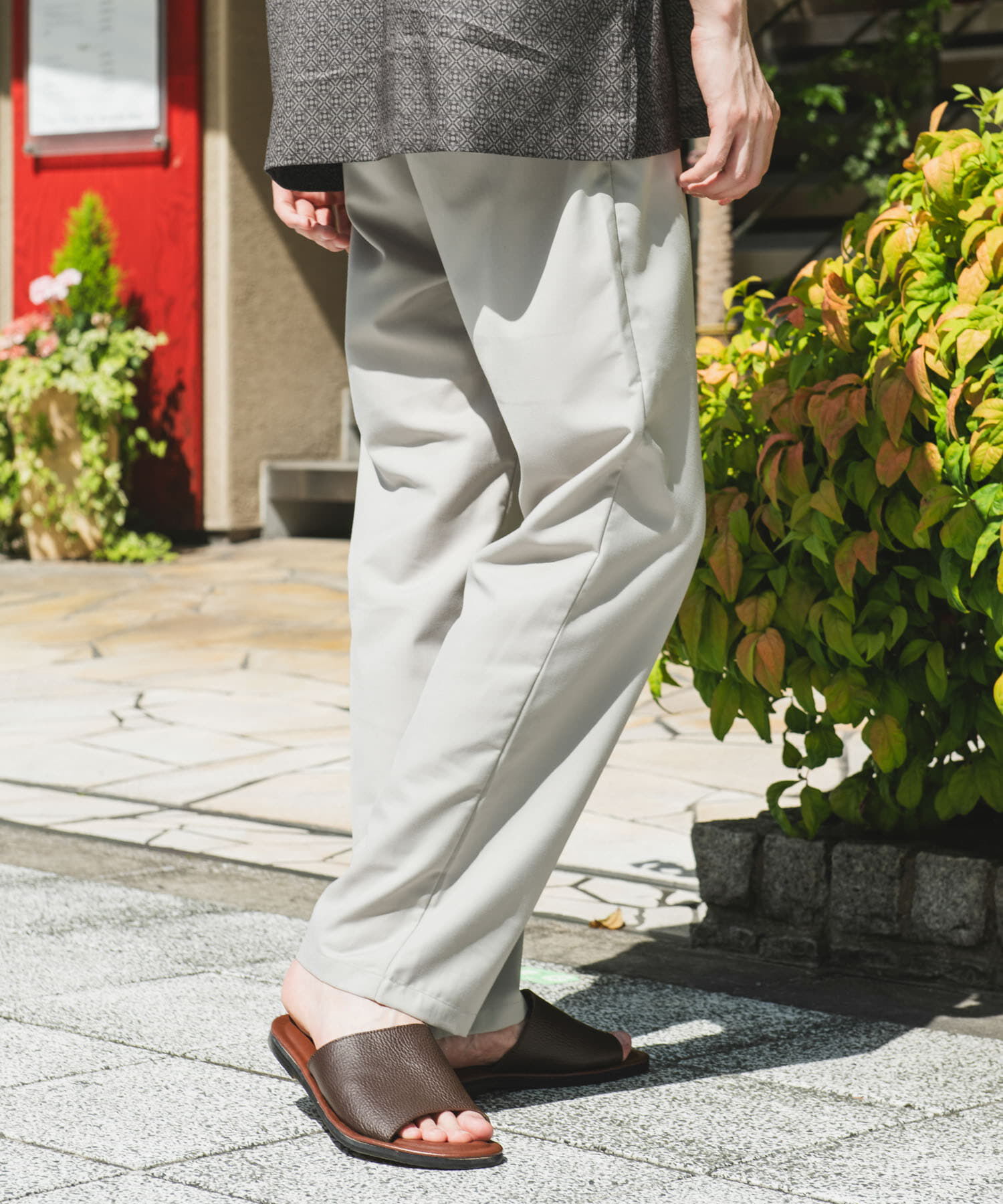 URBAN RESEARCH DOORS「『速乾/接触冷感/イージーケア』ウールライクイージートラウザー」|その他|