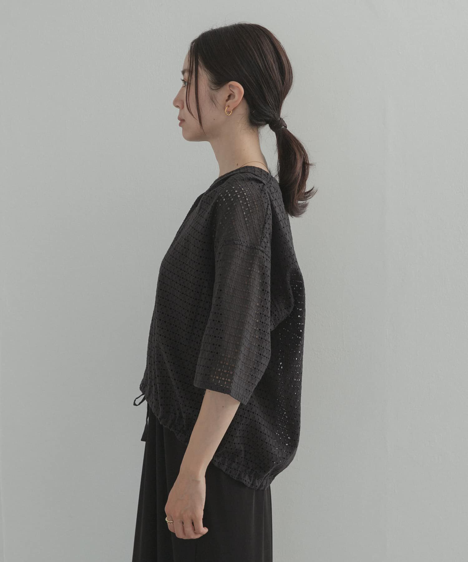 URBAN RESEARCH DOORS「レースドロストハーフスリーブブラウス」|シャツ・ブラウス|