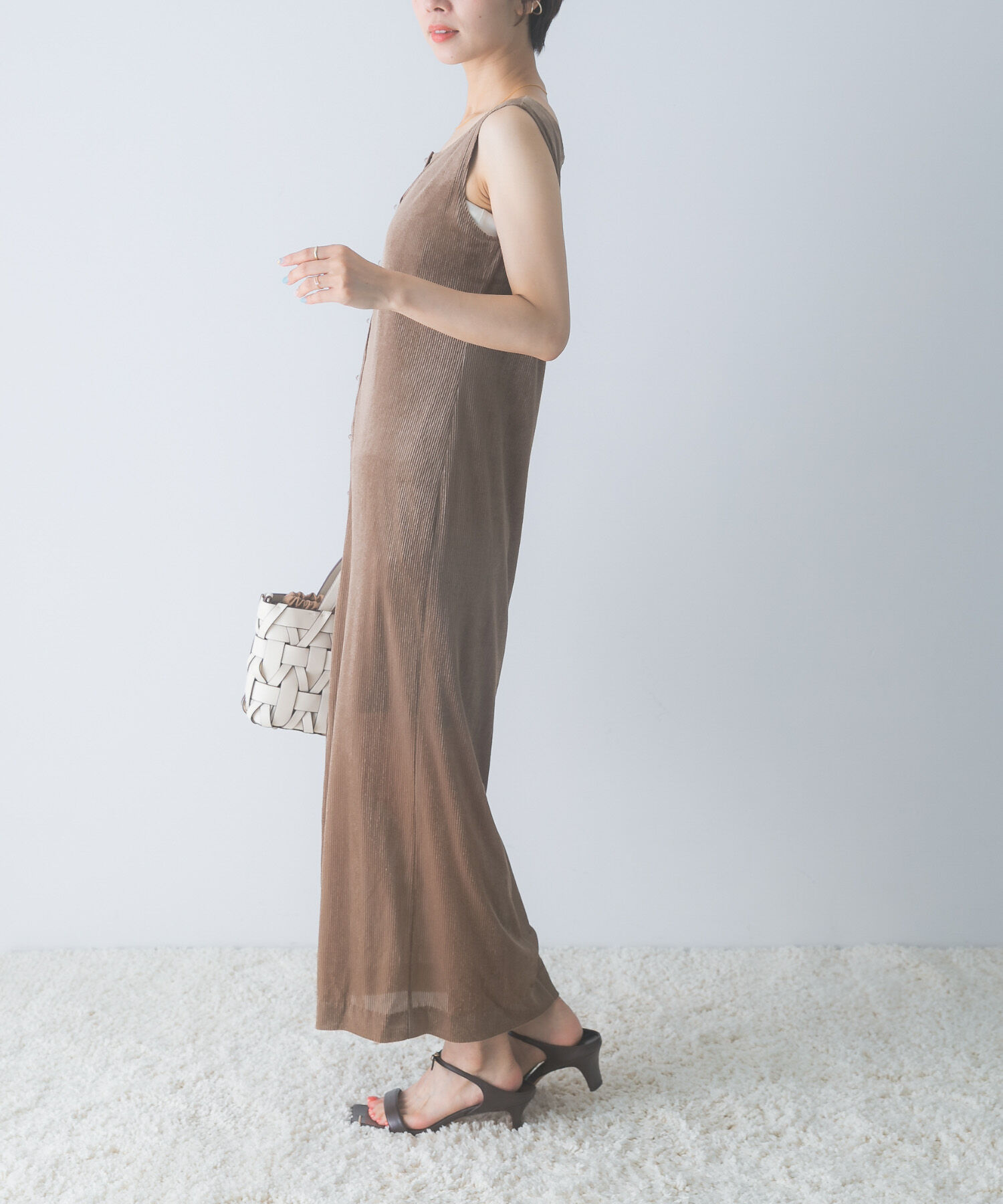 URBAN RESEARCH ROSSO「シアーベロアスクエアネックワンピース」|ワンピース|