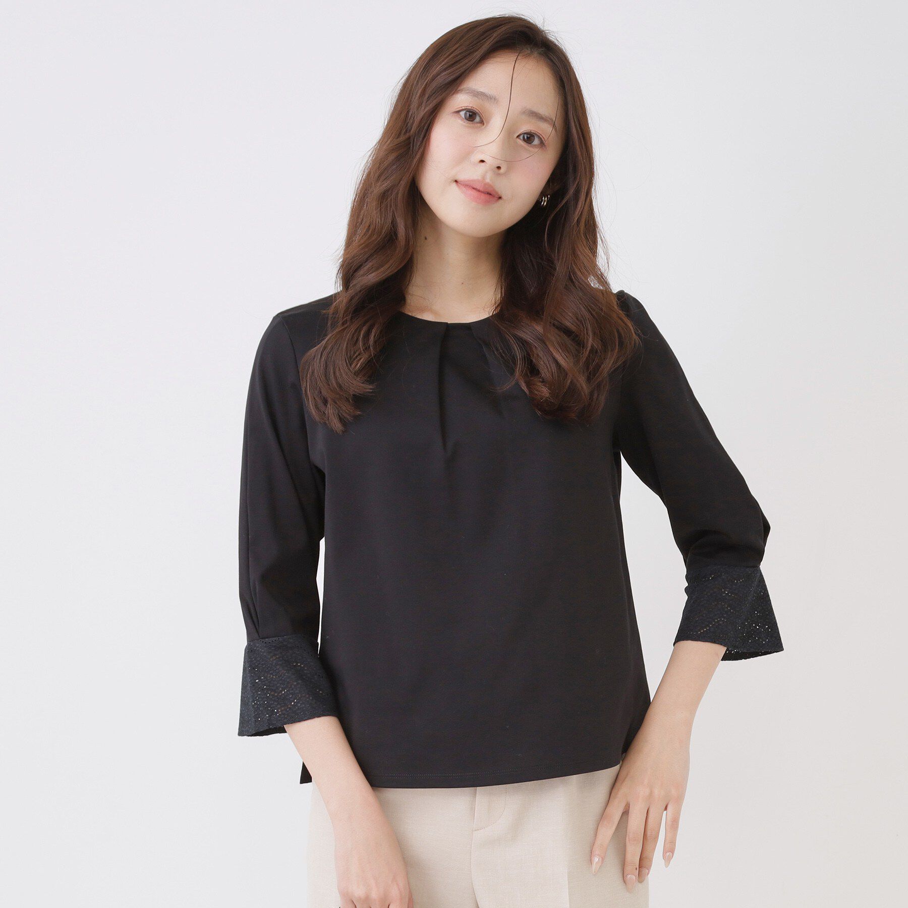 COUP DE CHANCE「【手洗い可／日本製】レース袖カットソー」|Tシャツ・カットソー|ブラック(019)