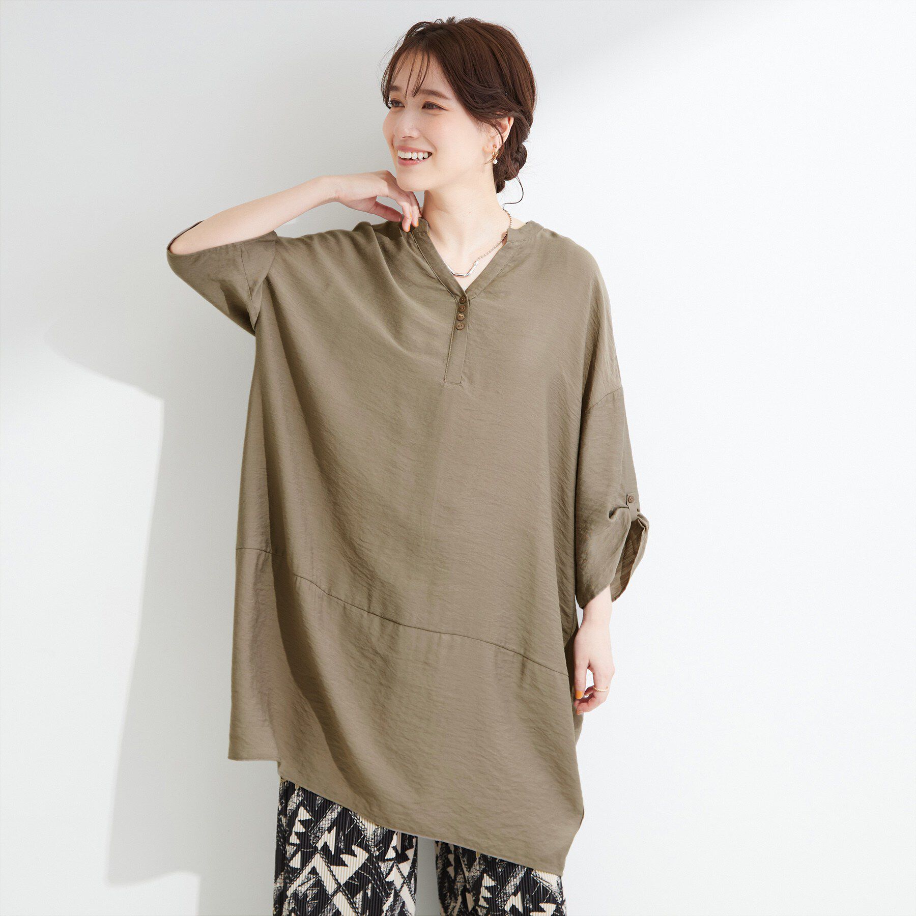 SHOO･LA･RUE「【ひんやり/S-LL/洗濯後しわになりにくい】体型カバーにも ゆるっとリラックス 7分袖チュニック」|ワンピース|