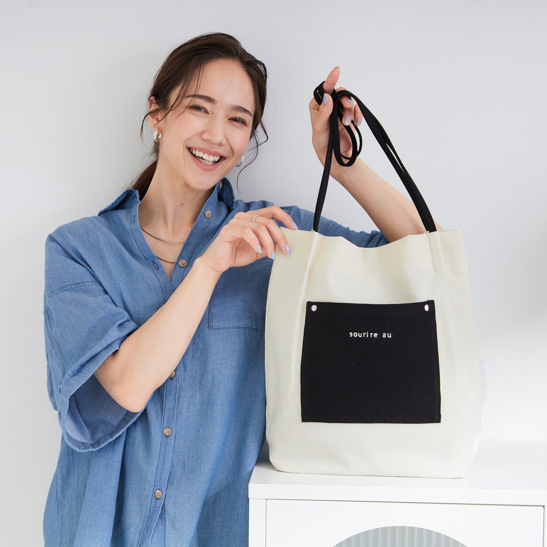 SHOO･LA･RUE「【A4サイズ/柄が選べる】肩掛けしやすい キャンバストートバッグ」|トートバッグ|