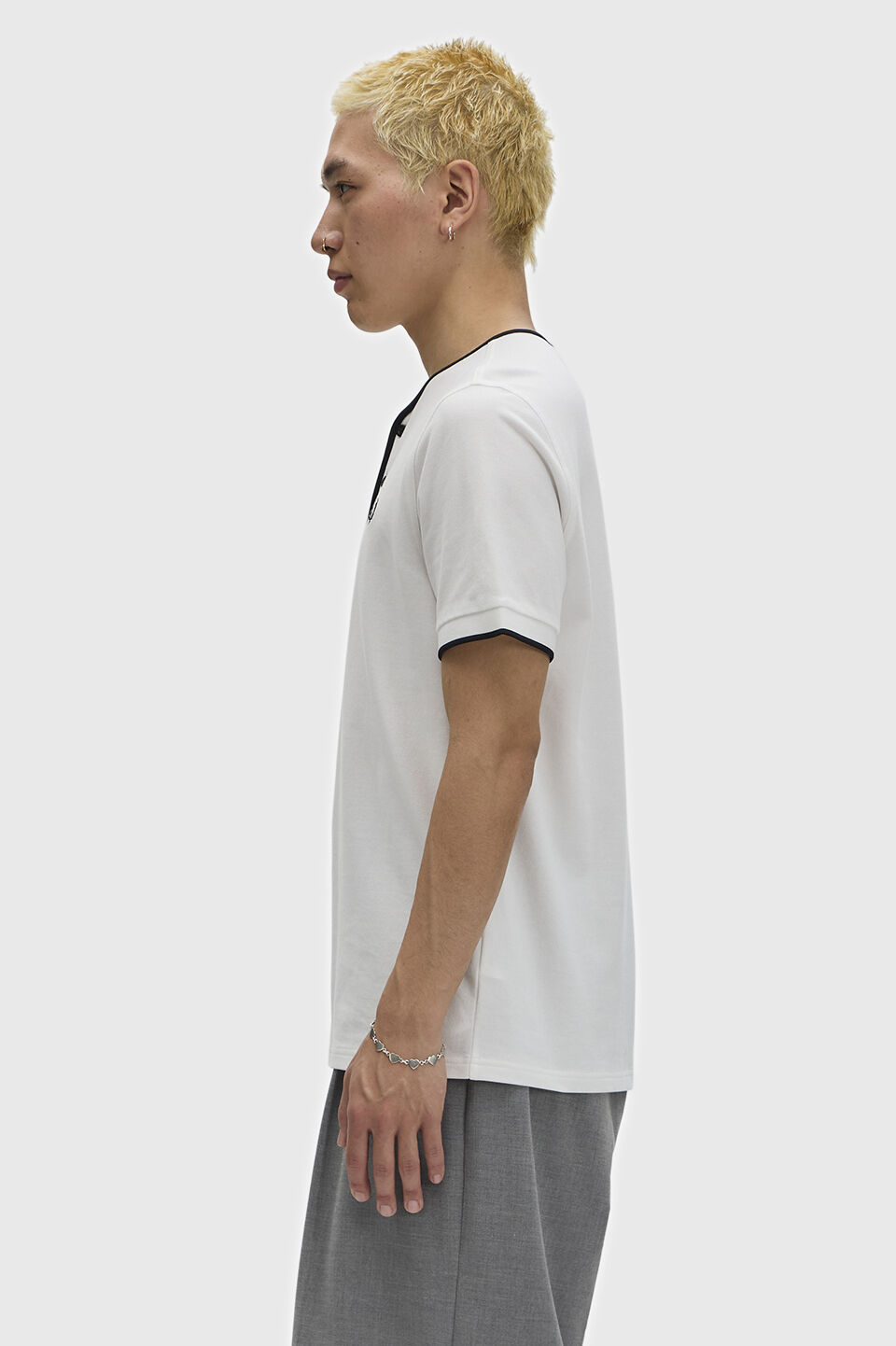 FRED PERRY 「Four Button Henley T-Shirt／ヘンリーTシャツ」|Tシャツ・カットソー|