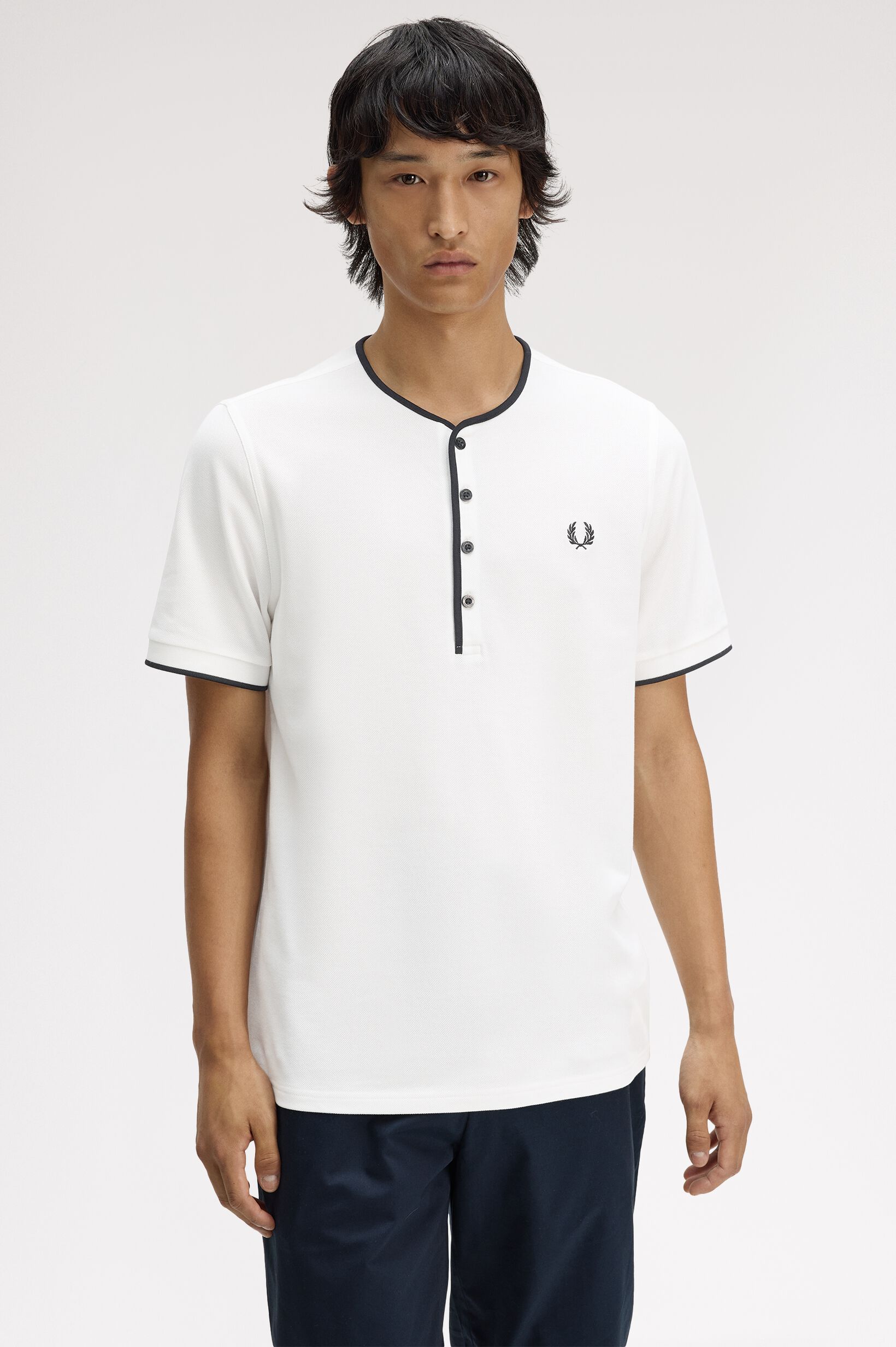 FRED PERRY 「Four Button Henley T-Shirt／ヘンリーTシャツ」|Tシャツ・カットソー|