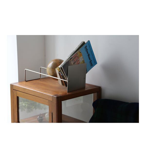 journal standard Furniture「【HERE by DETAIL/ディテール】SLOPE BOOK END スロープ ブックエンド」|その他|