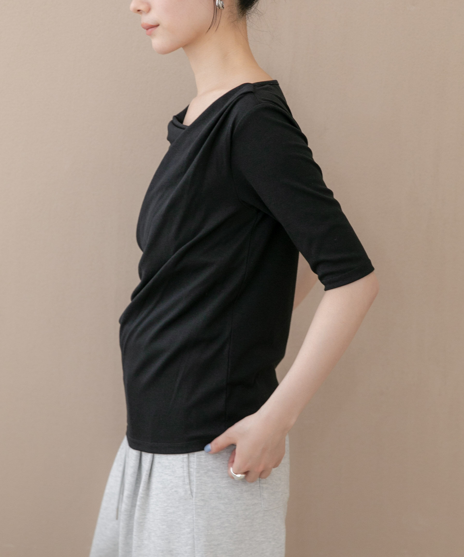 NANO universe「WEB限定/タックアシメフライスカットデザイントップス」|Tシャツ・カットソー|