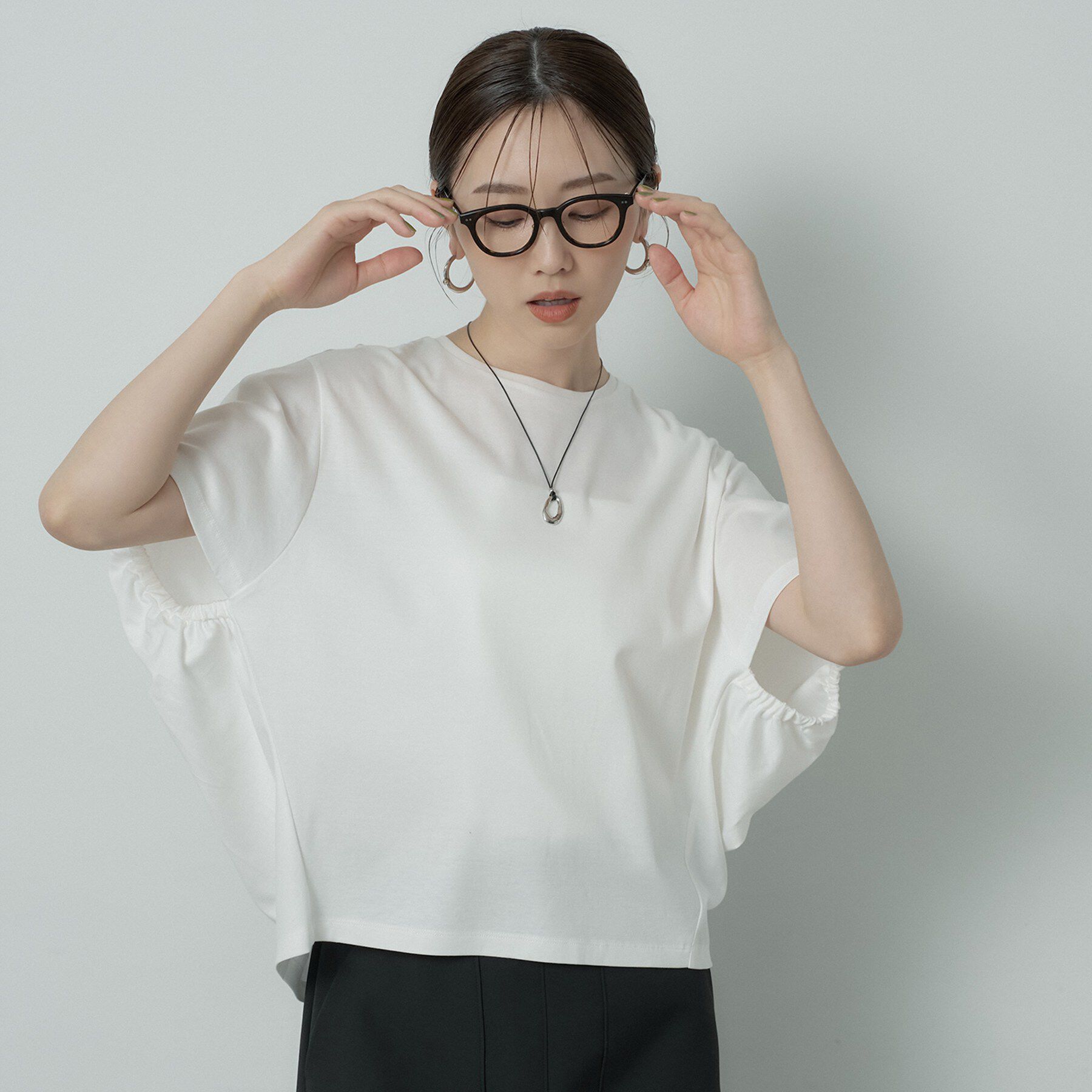 UNTITLED「【汗染み防止/接触冷感】ドルマンプルオーバー」|Tシャツ・カットソー|ホワイト(001)