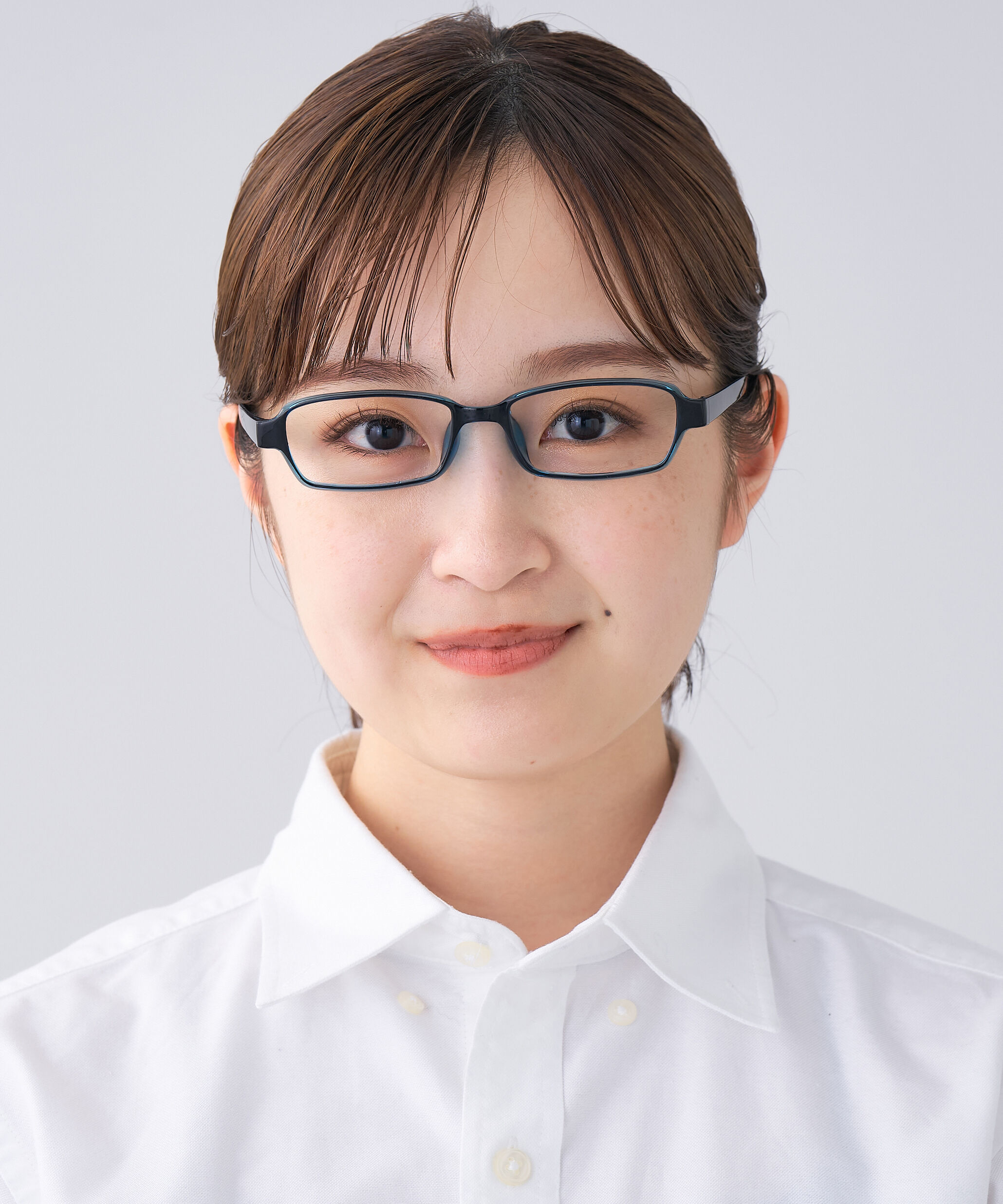  「スクエア型 リーディンググラス｜Zoff Reading Glasses（ブルー） 老眼鏡 圧迫感の少ないスクエアフレーム」|メガネ|