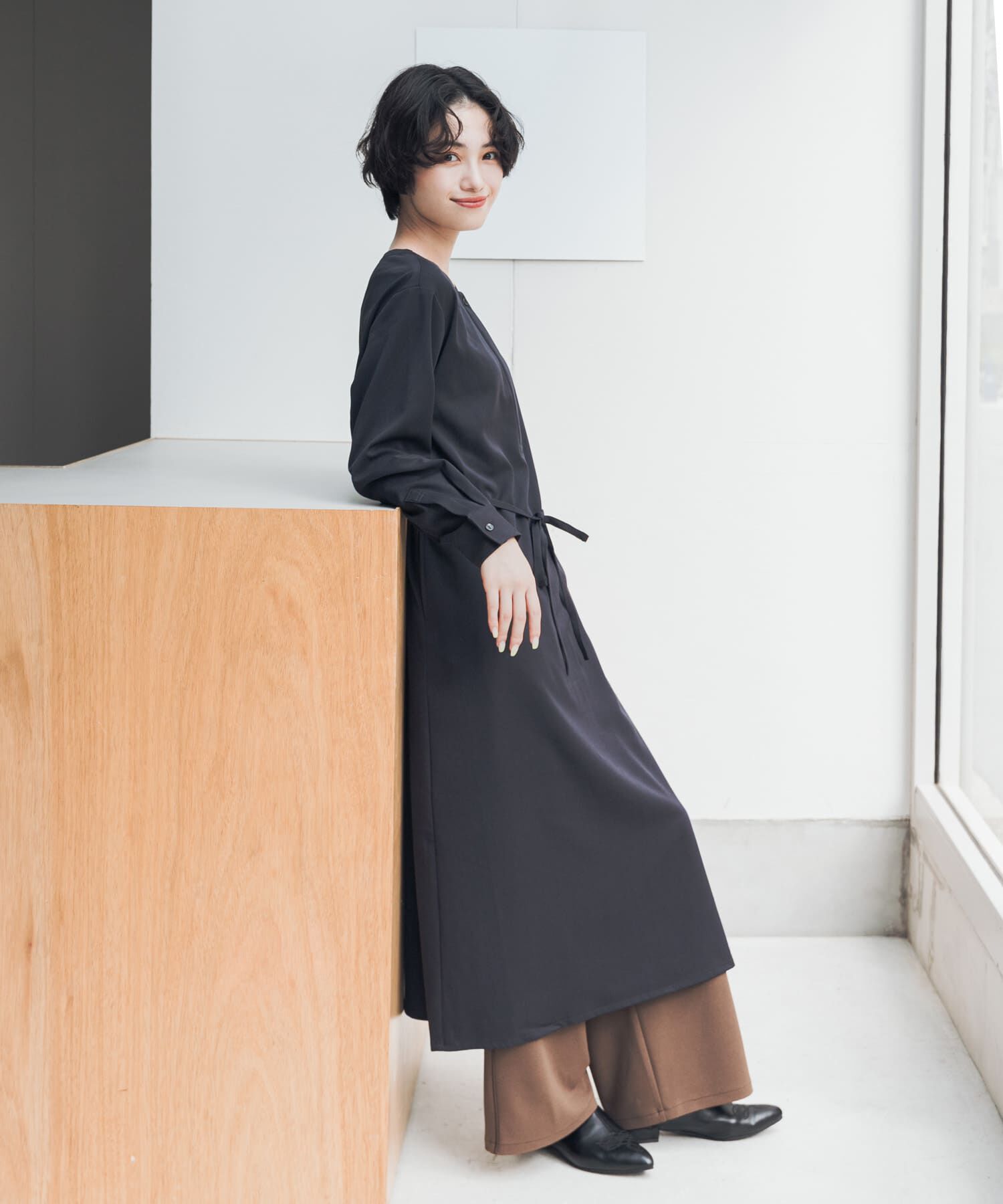 URBAN RESEARCH DOORS「『UR TECH』完声ヘンリーネックワンピース」|ワンピース|