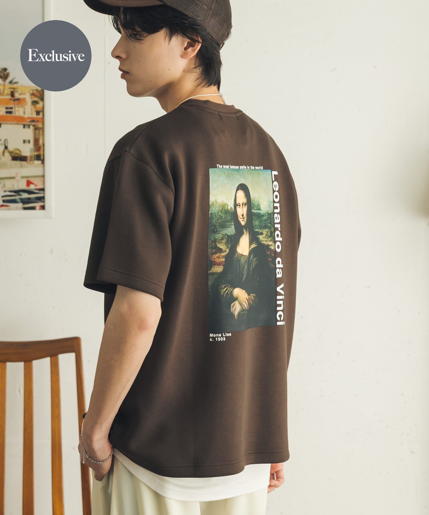 SENSE OF PLACE by URBAN RESEARCH「『別注』『イージーケア/吸水速乾/接触冷感』ART T-SHIRTS B(davinci)」|Tシャツ・カットソー|ダークブラウン